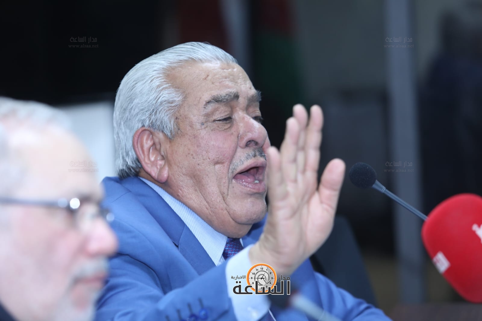 Madar Al-Saa Images 0.9979495312954727