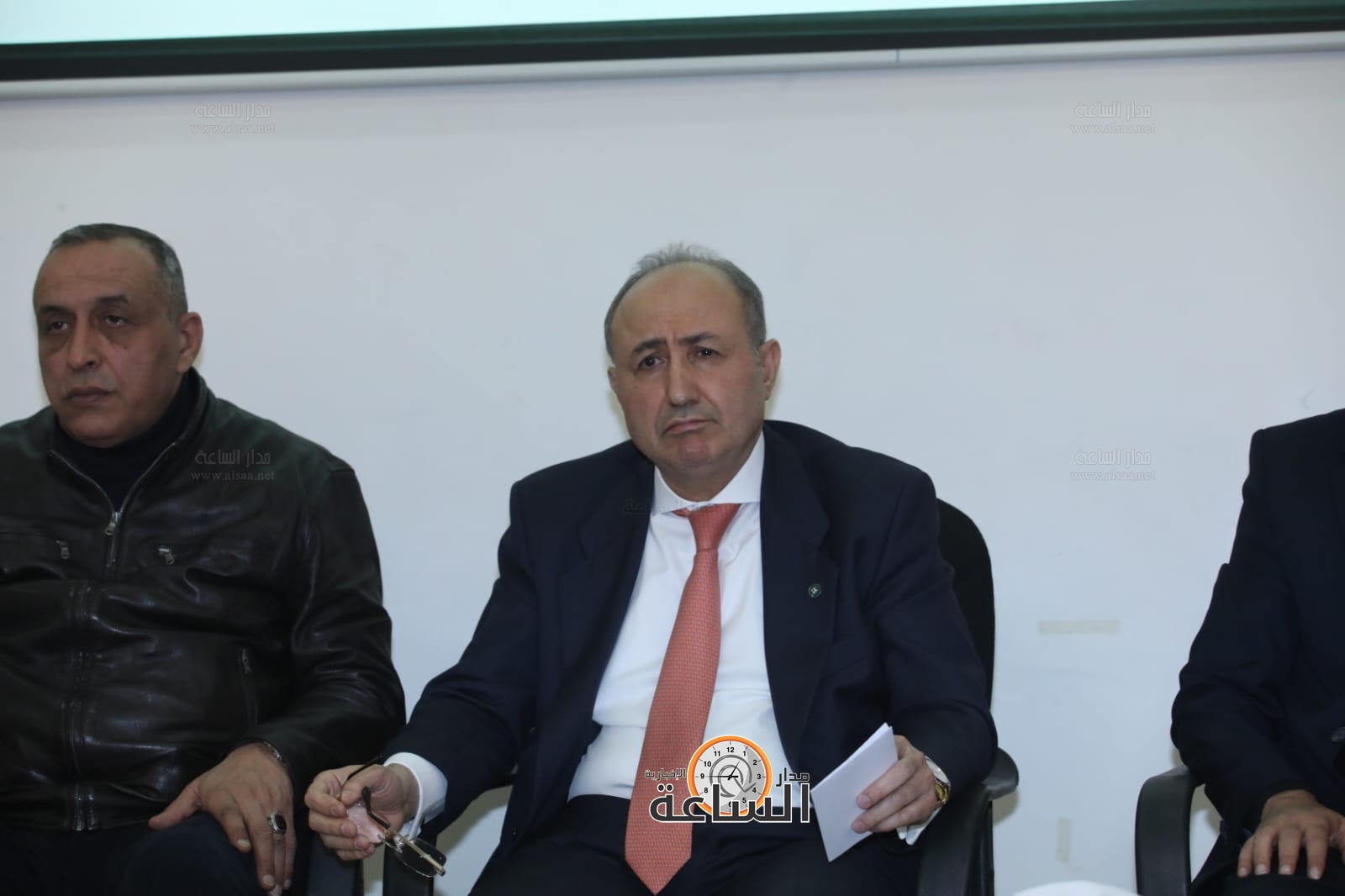 Madar Al-Saa Images 0.9292102338333972