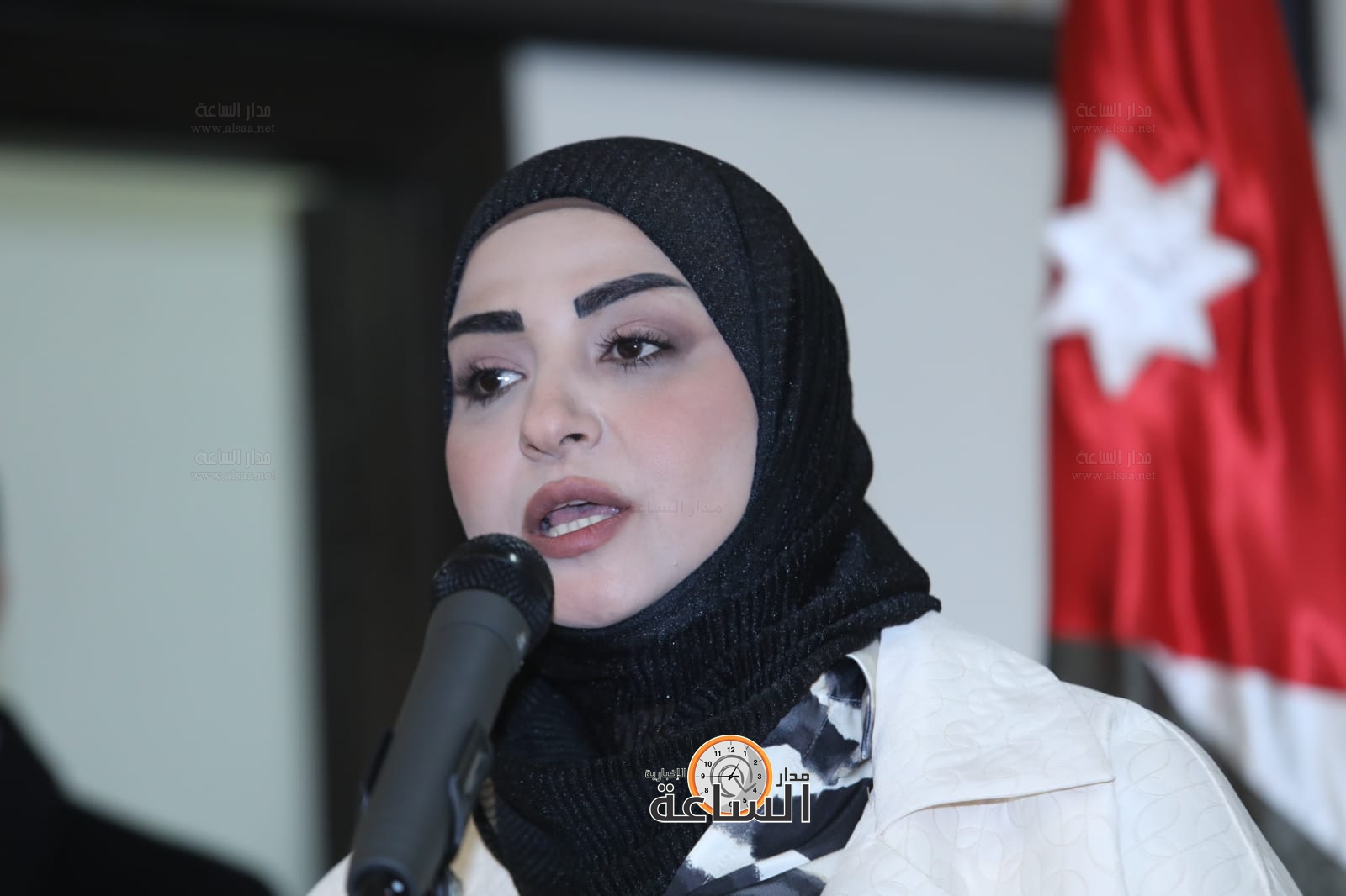 Madar Al-Saa Images 0.028752947989402644