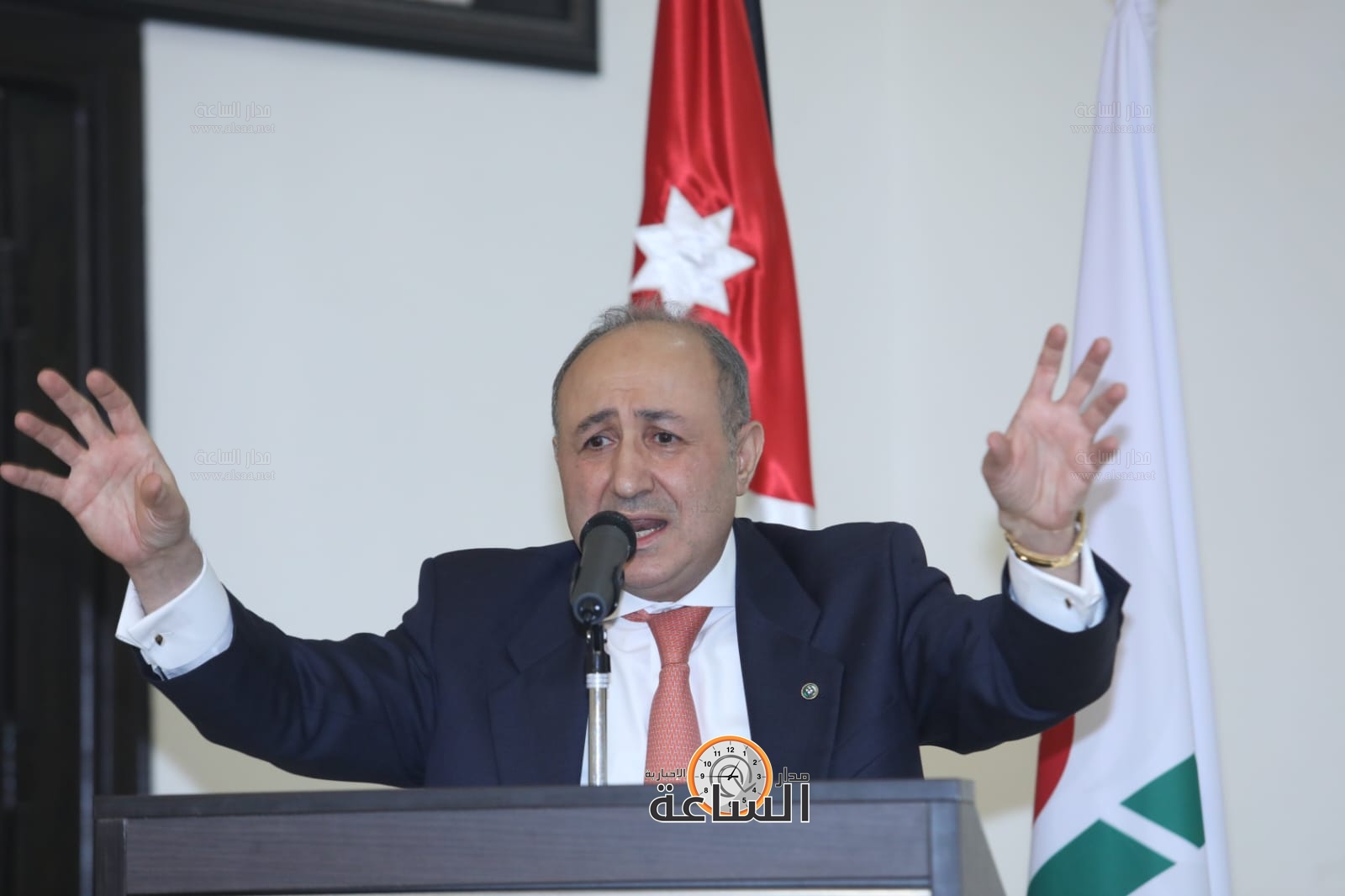 Madar Al-Saa Images 0.9286473804286877