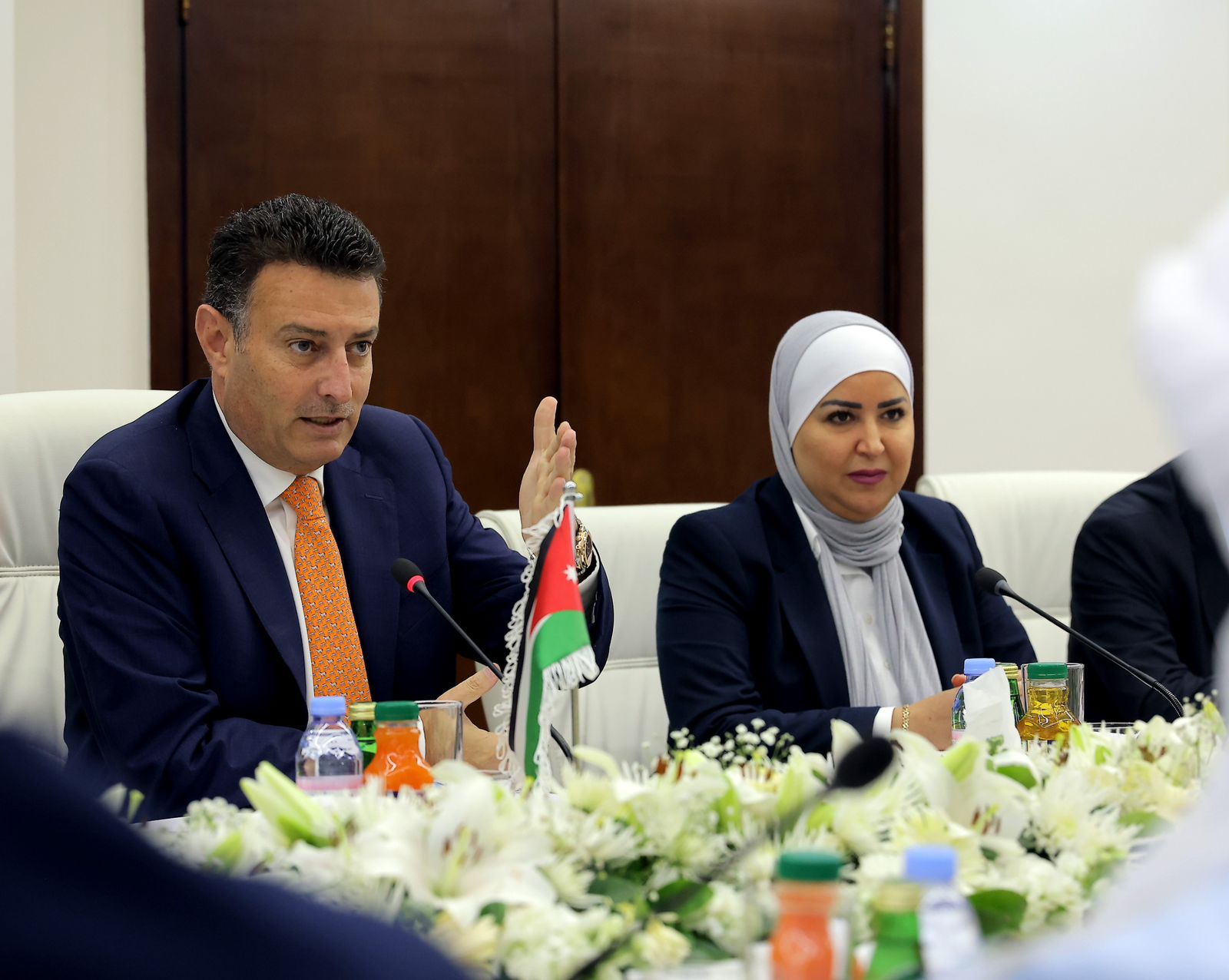 Madar Al-Saa Images 0.8473016391167982