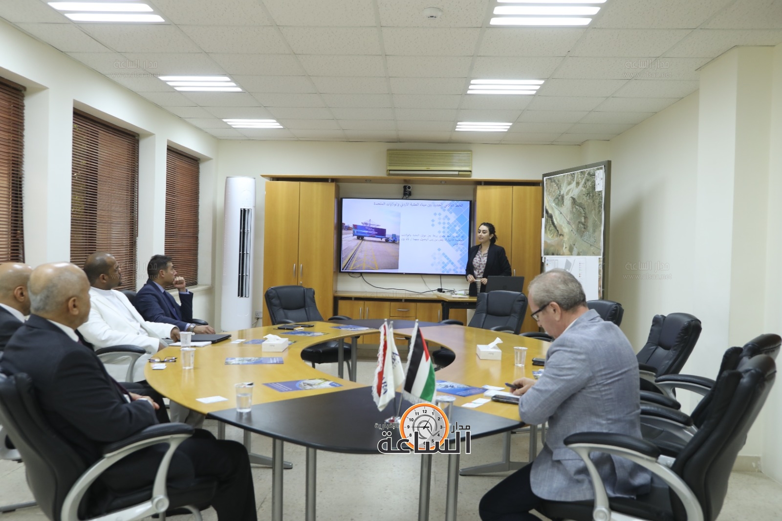 Madar Al-Saa Images 0.5594793296286085