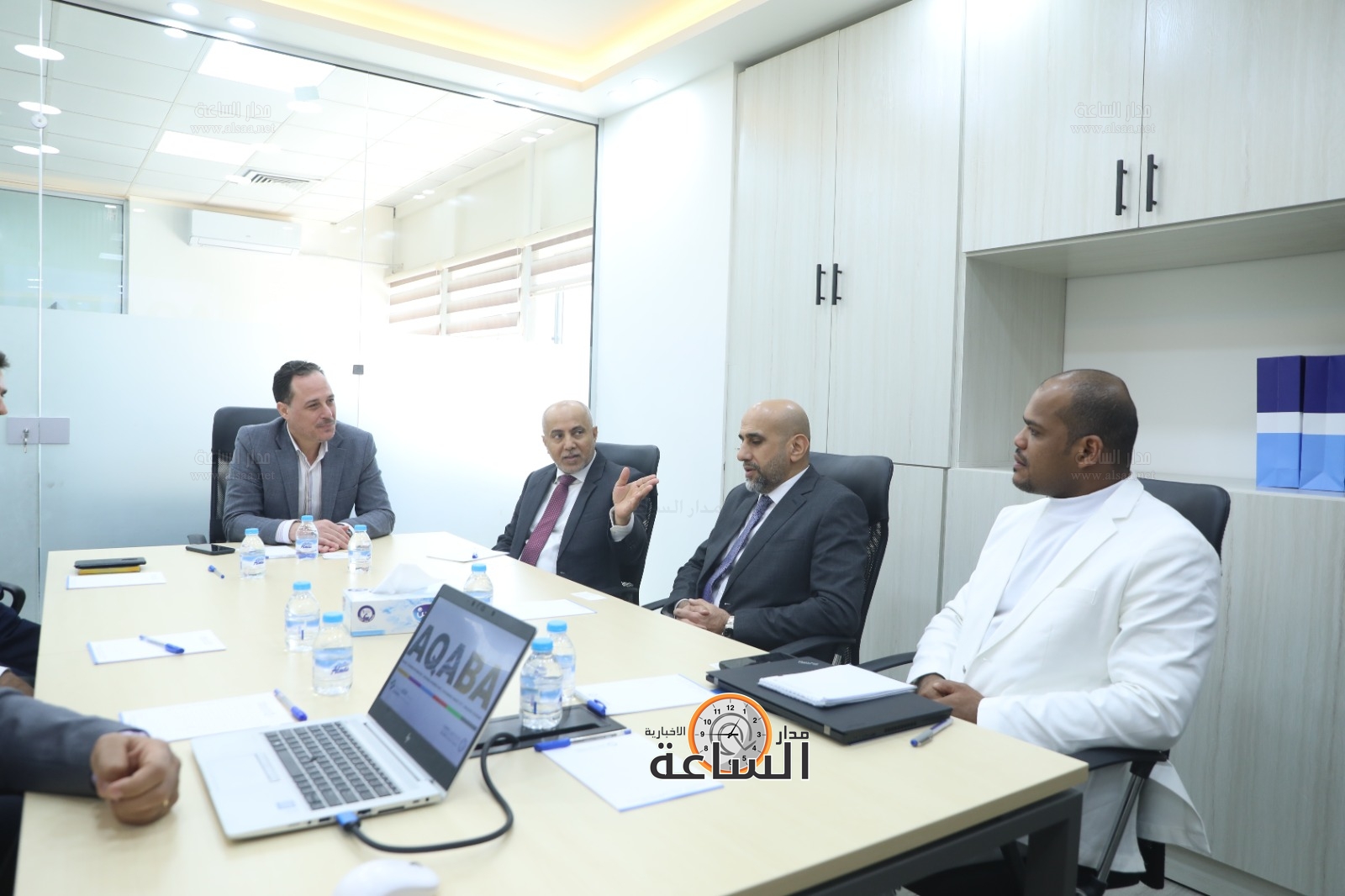 Madar Al-Saa Images 0.04526698330797063