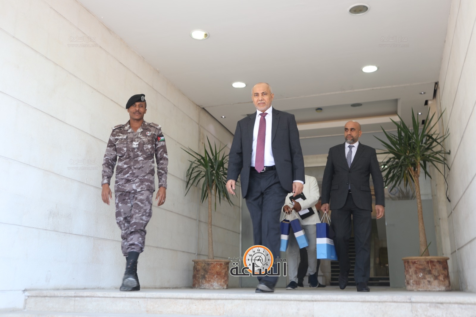 Madar Al-Saa Images 0.25825815729126766