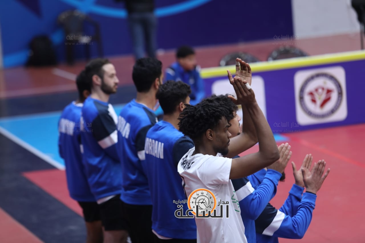 Madar Al-Saa Images 0.24172785844934452