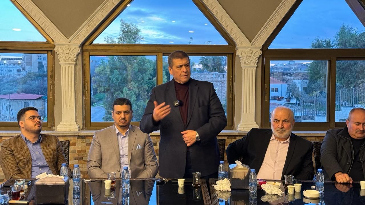 Madar Al-Saa Images 0.7146107476876582