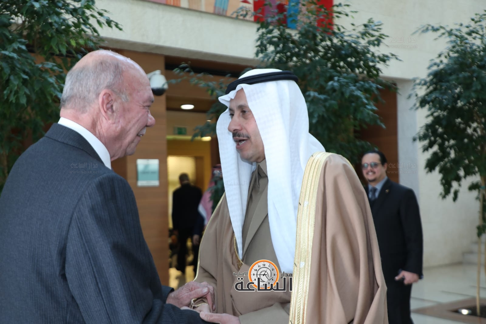 Madar Al-Saa Images 0.6108430557518993