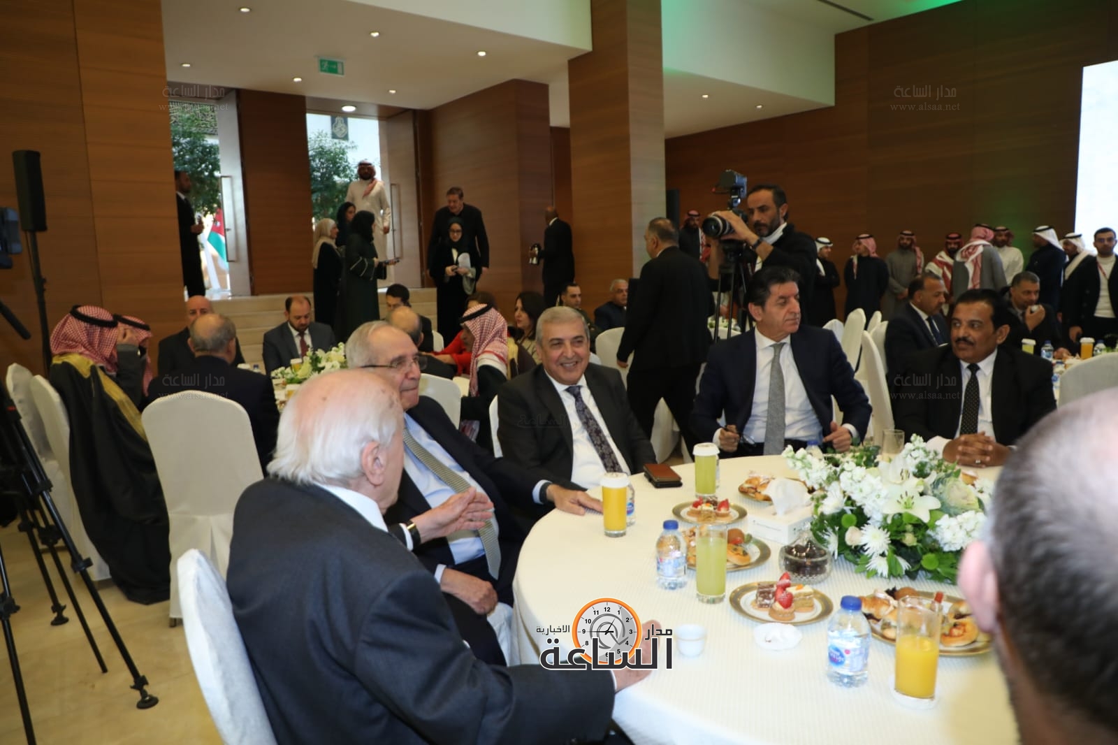 Madar Al-Saa Images 0.5422754196740136