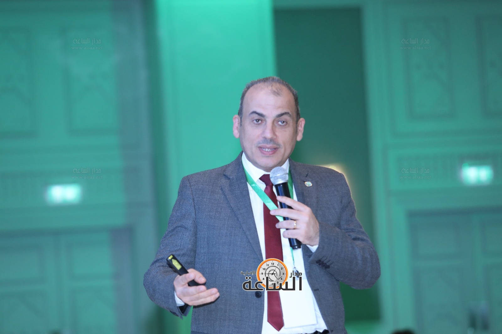 Madar Al-Saa Images 0.860696631664148