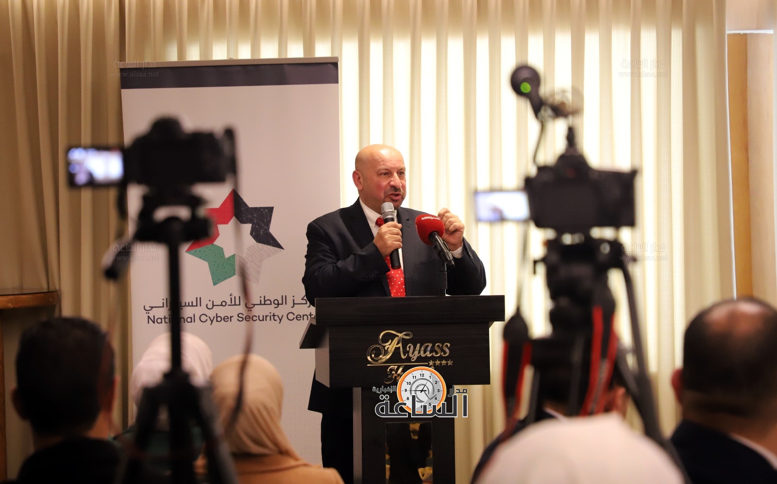 Madar Al-Saa Images 0.8679446593531202