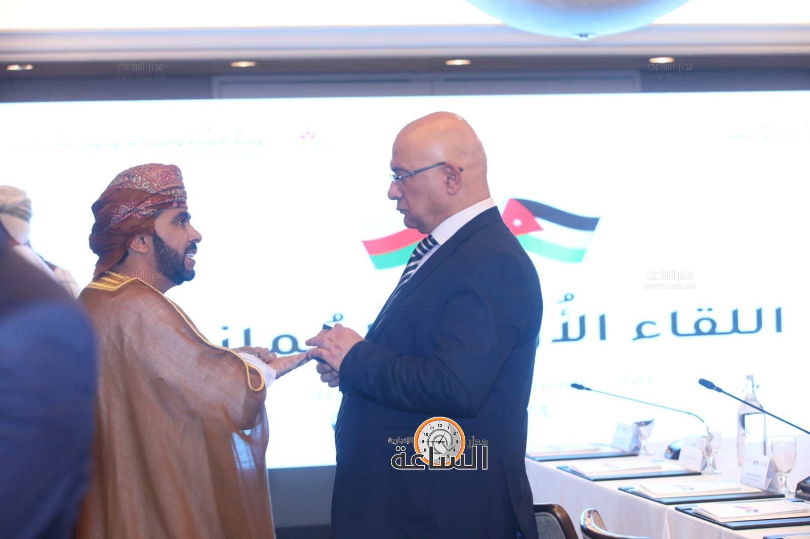 Madar Al-Saa Images 0.8413487652757654