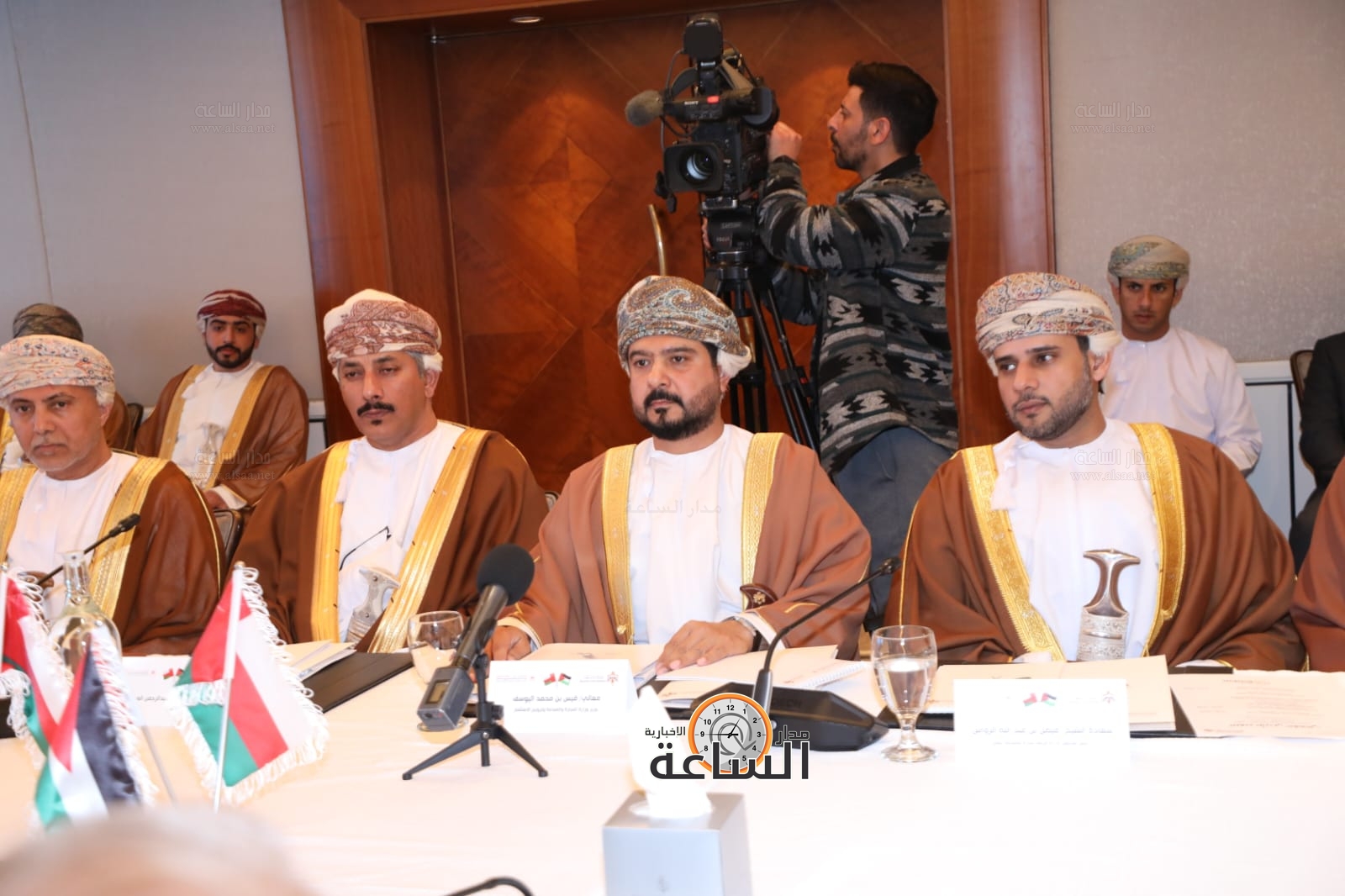 Madar Al-Saa Images 0.5172972705731076