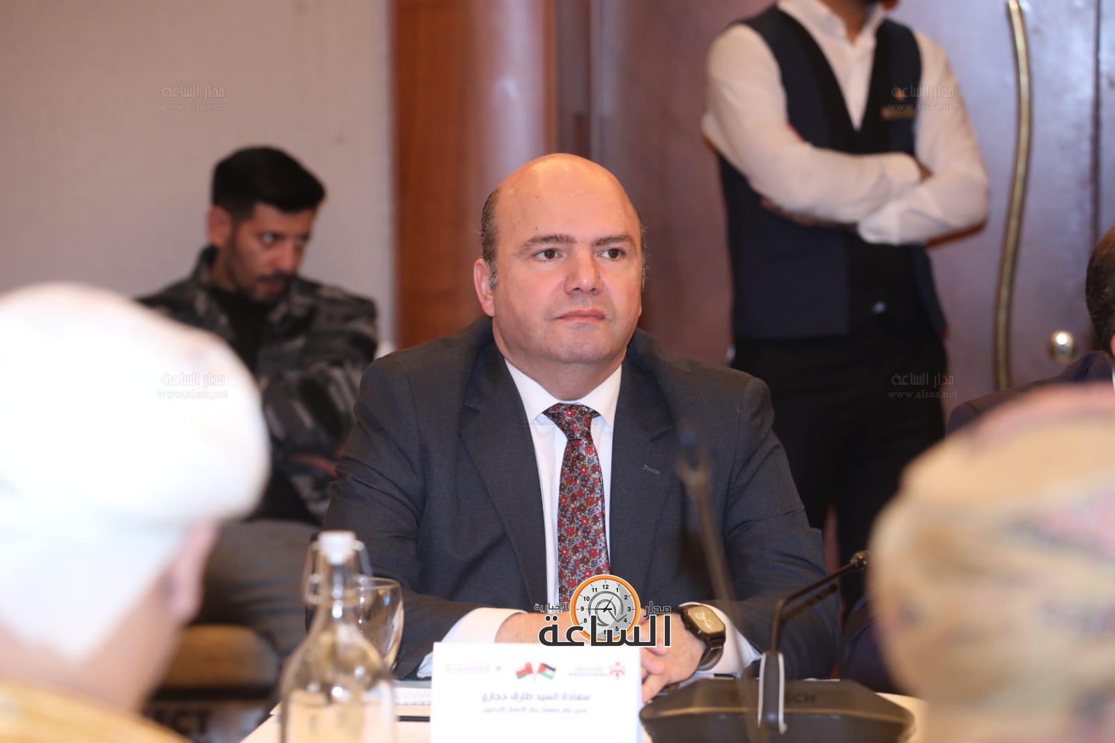 Madar Al-Saa Images 0.7237157299862764