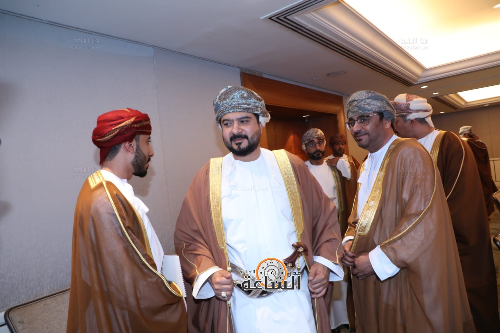 Madar Al-Saa Images 0.36382743047416