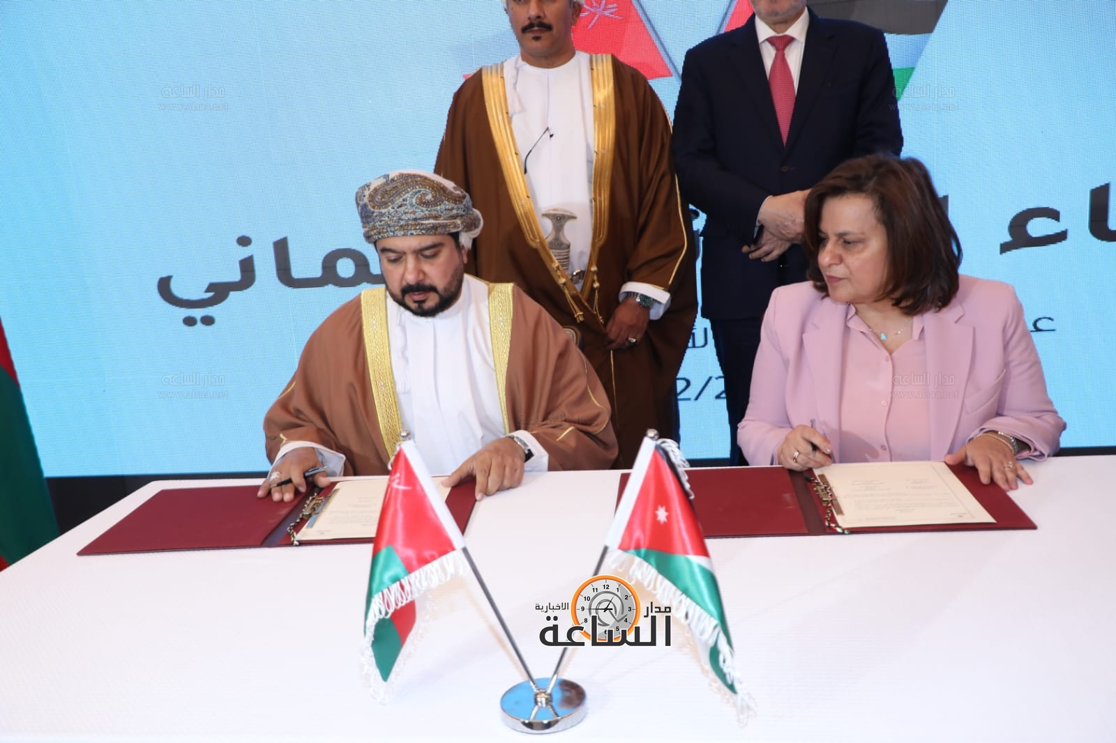 Madar Al-Saa Images 0.9301514193163005