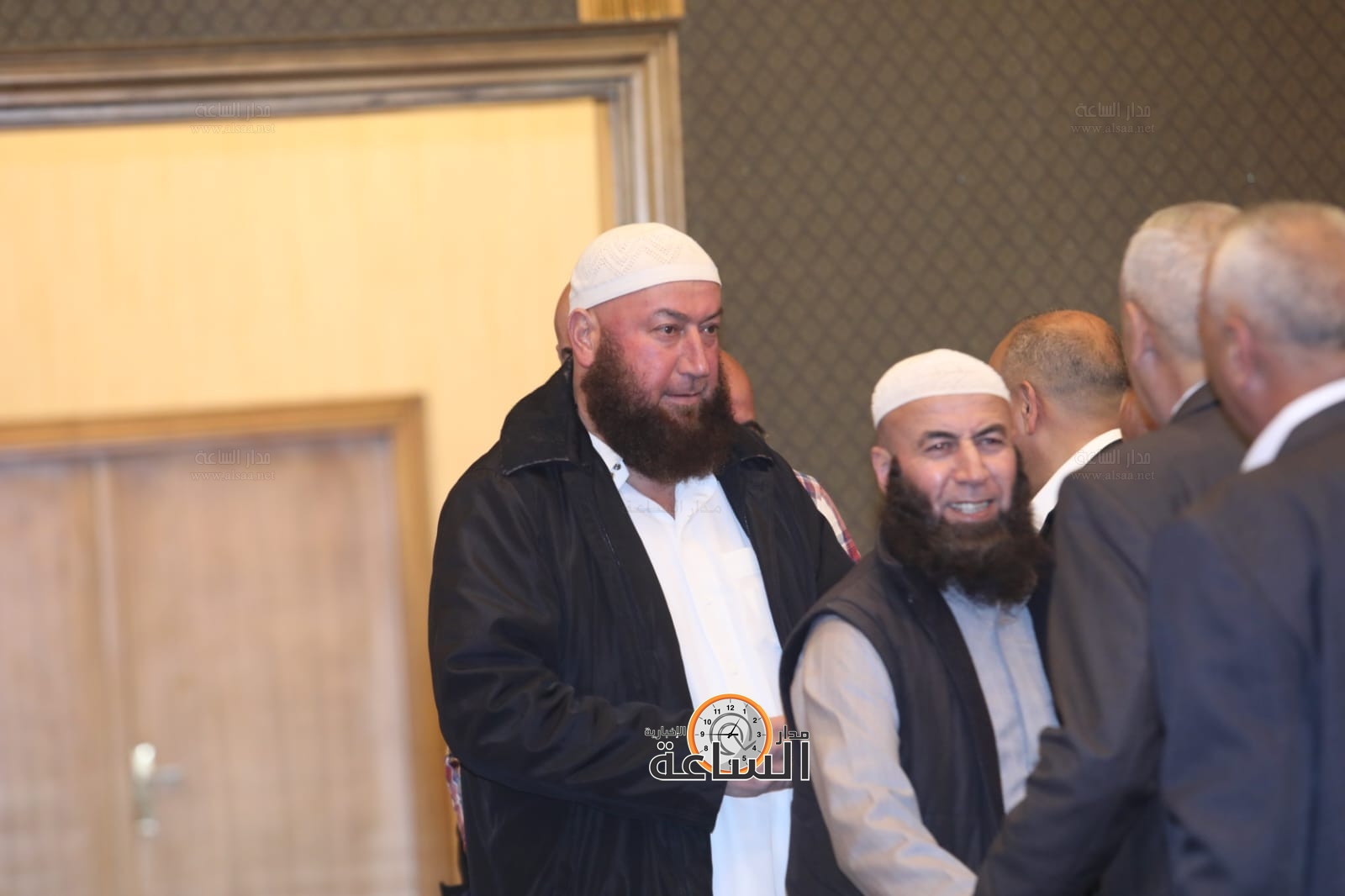 Madar Al-Saa Images 0.9857946908835806