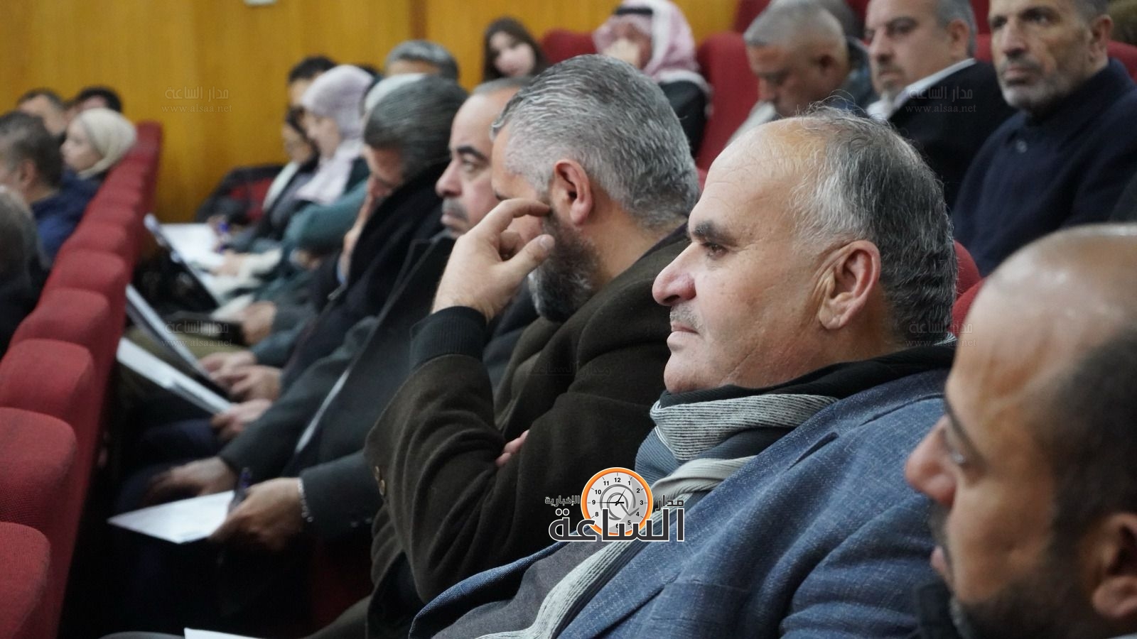 Madar Al-Saa Images 0.6951903524187493