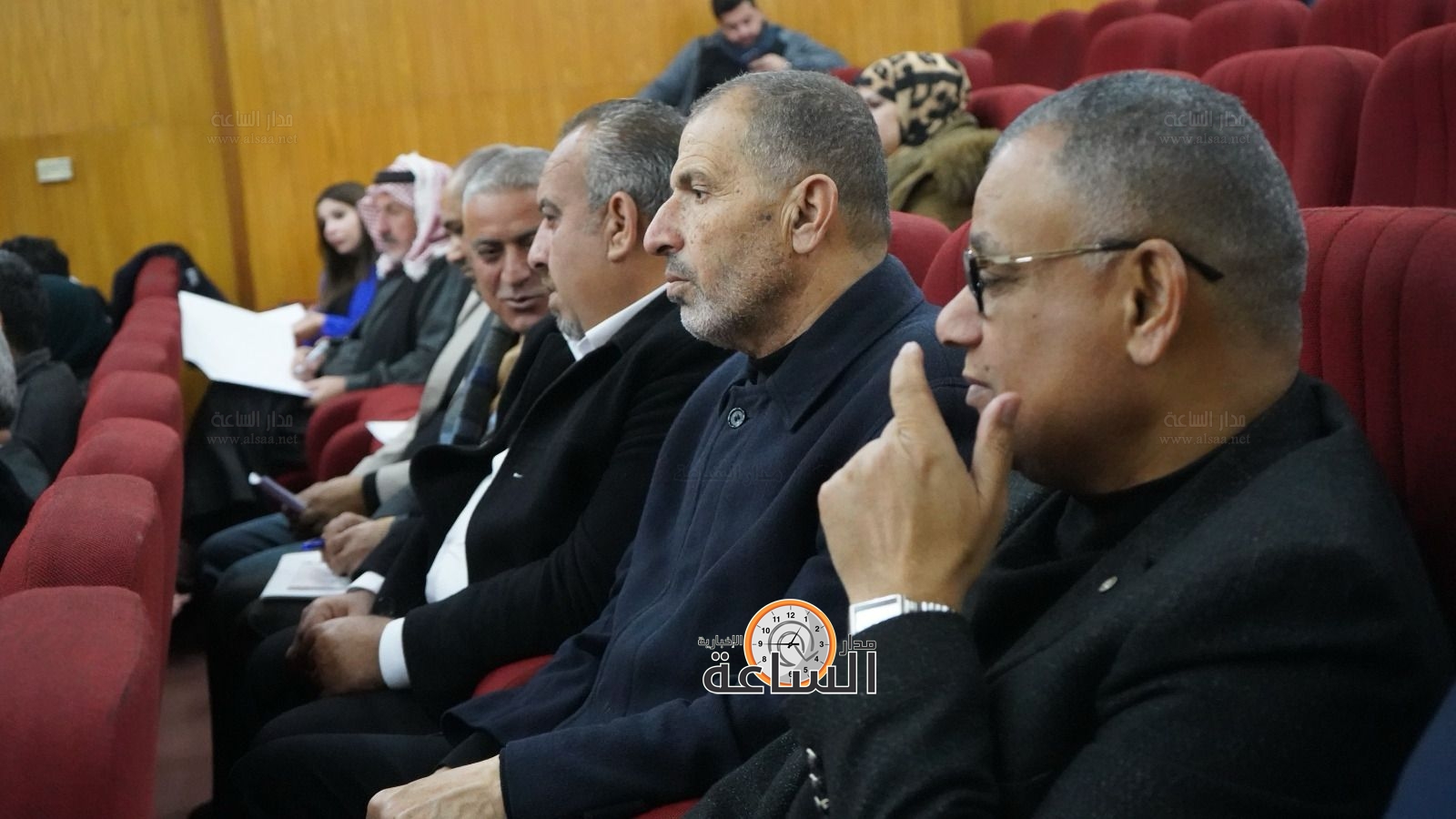 Madar Al-Saa Images 0.42036773449844533