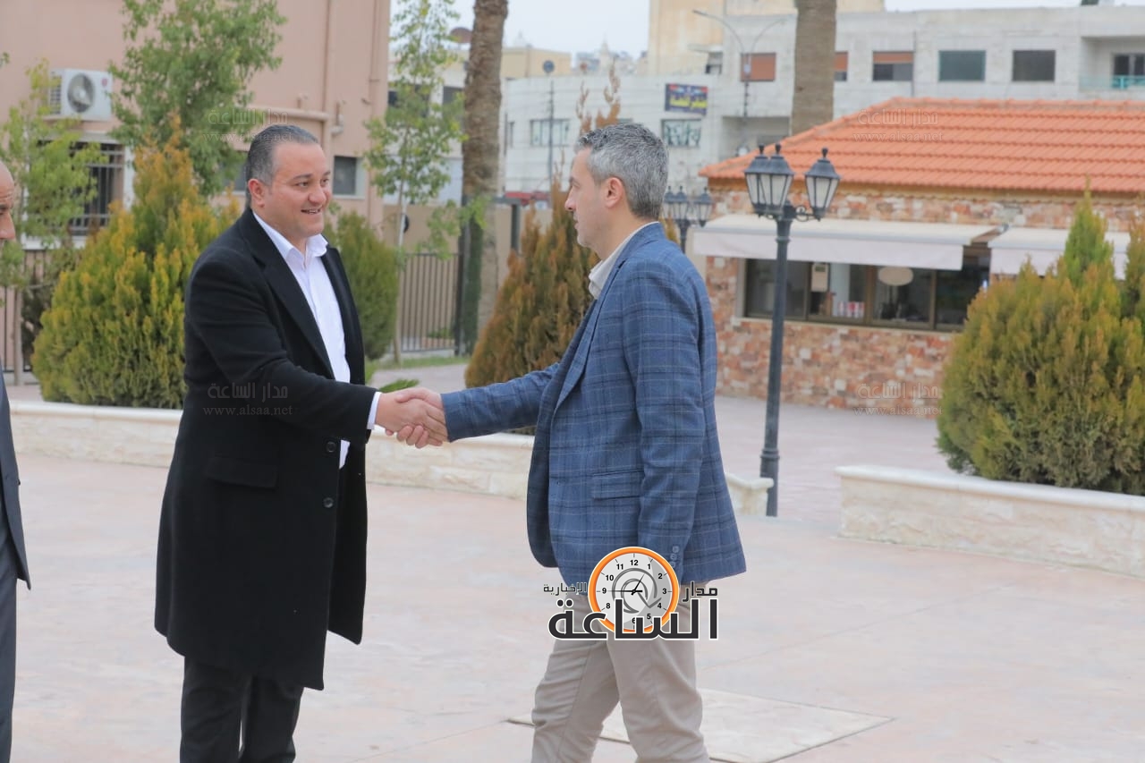 Madar Al-Saa Images 0.7947128010296145