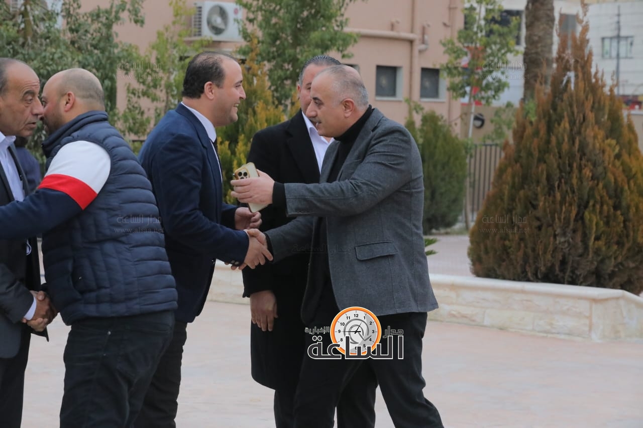 Madar Al-Saa Images 0.18912600467599083