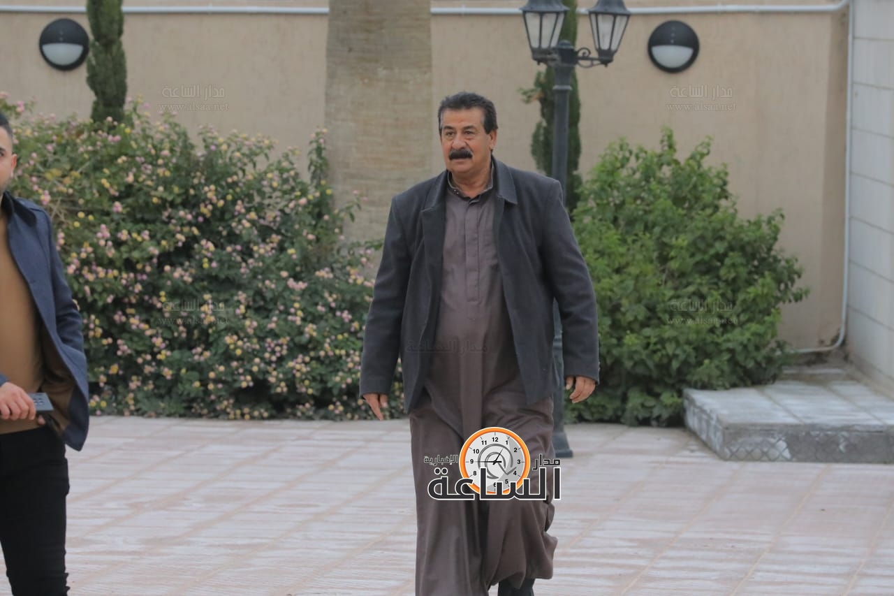 Madar Al-Saa Images 0.8681243052187222