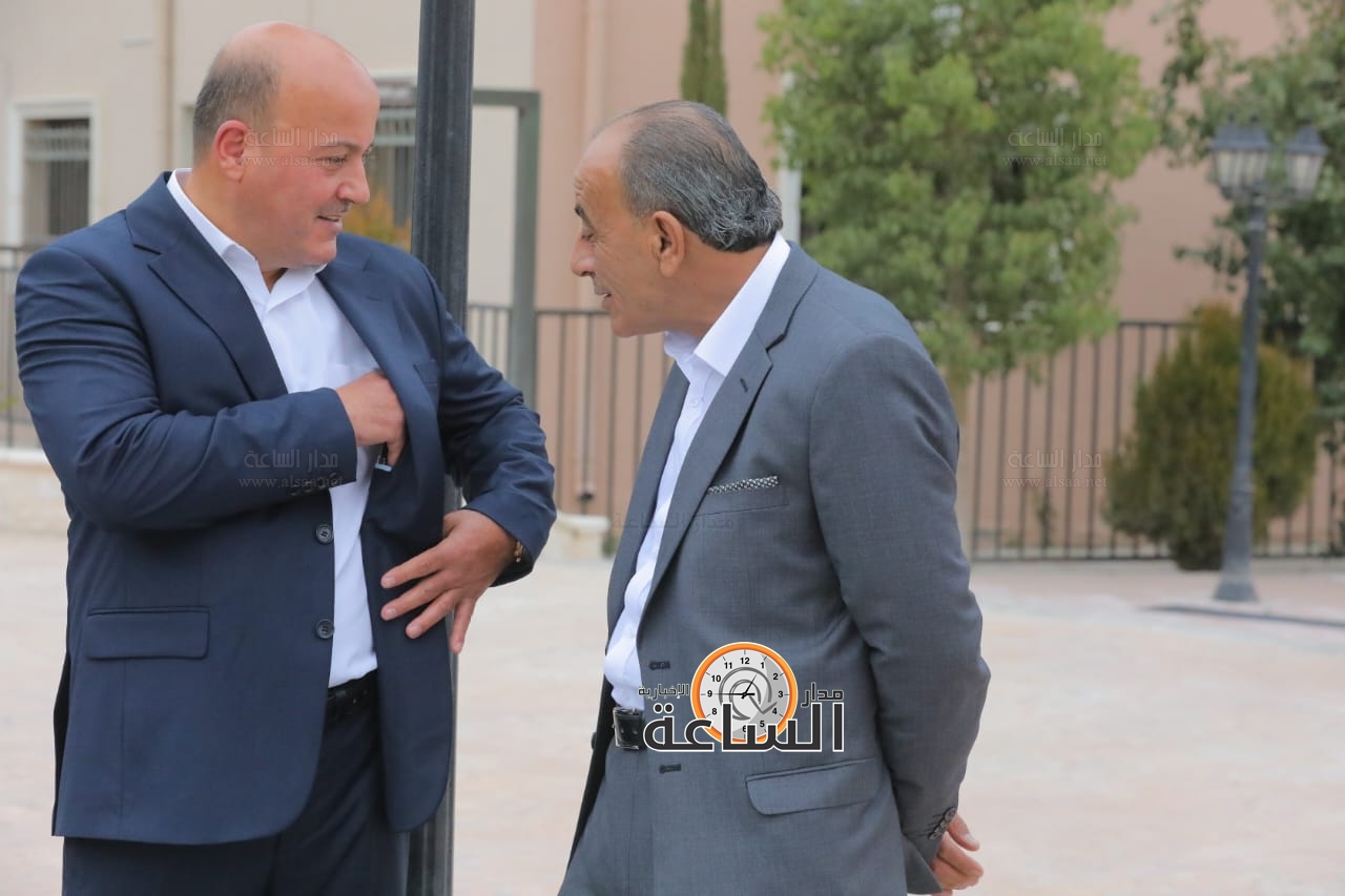 Madar Al-Saa Images 0.34526730597867883