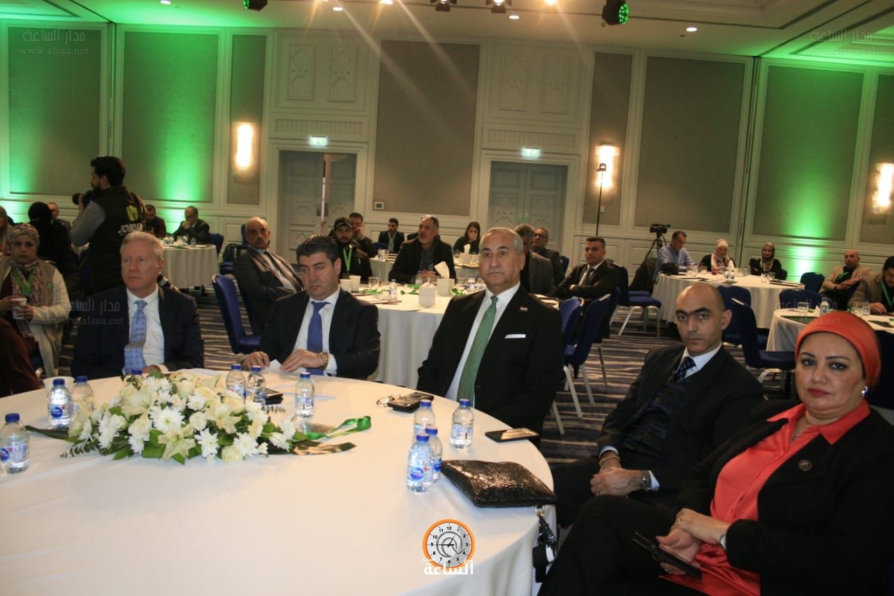 Madar Al-Saa Images 0.531609855863209