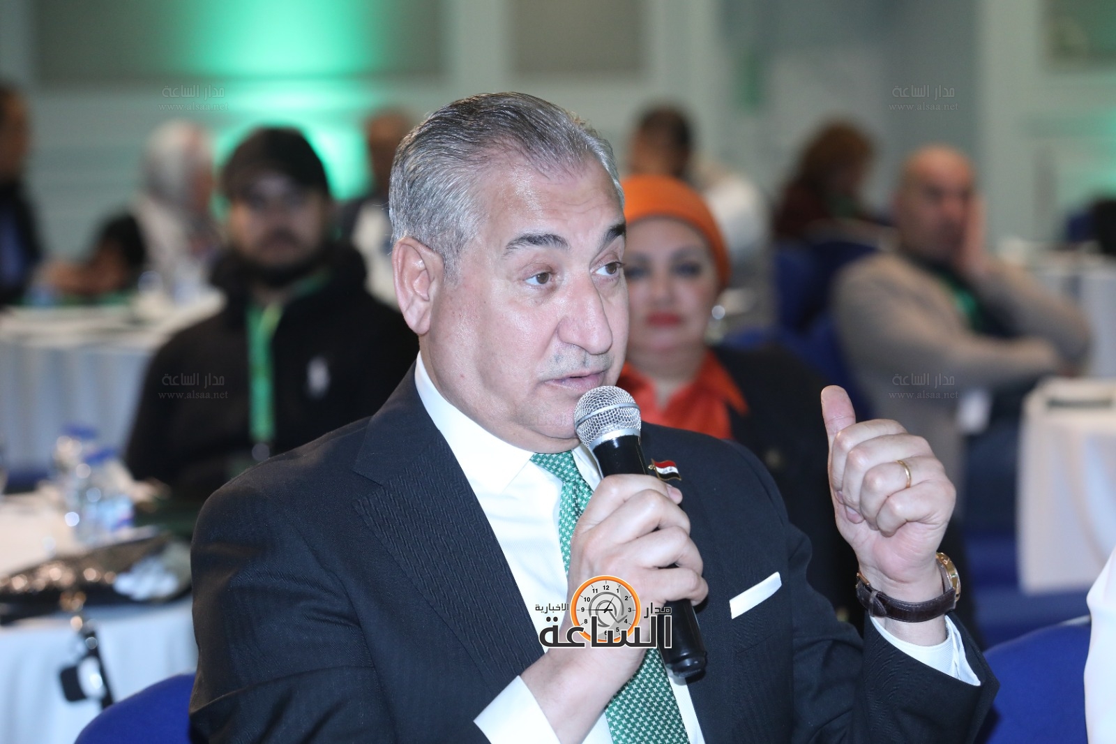 Madar Al-Saa Images 0.4441341807815249