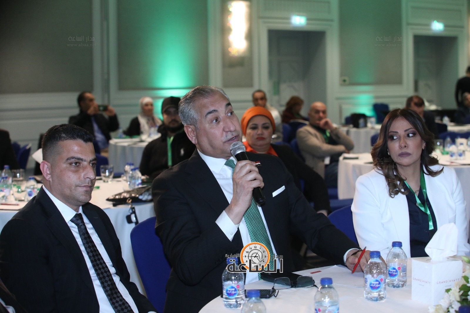 Madar Al-Saa Images 0.05635650134498649