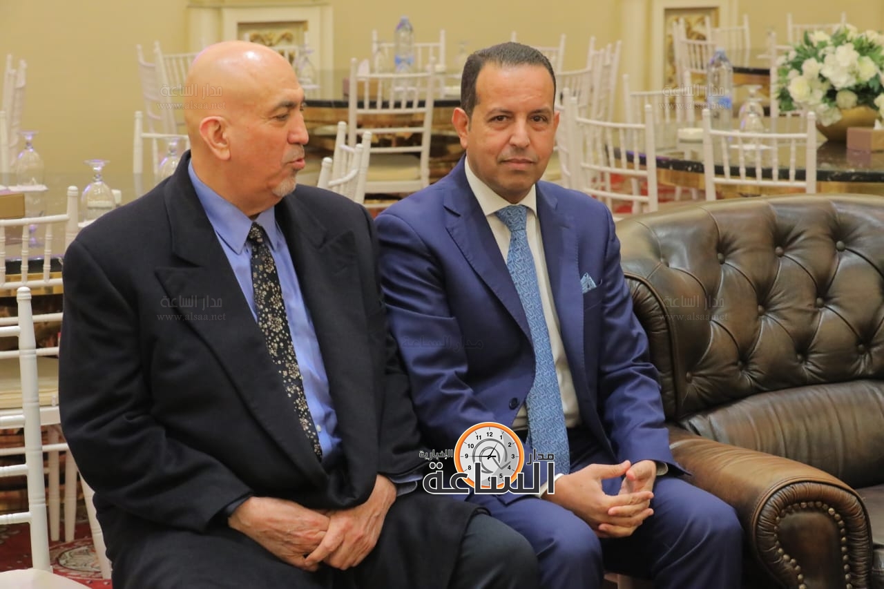 Madar Al-Saa Images 0.4603588535668772