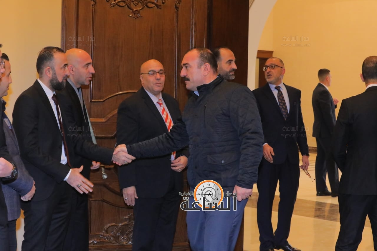 Madar Al-Saa Images 0.9361114642002433