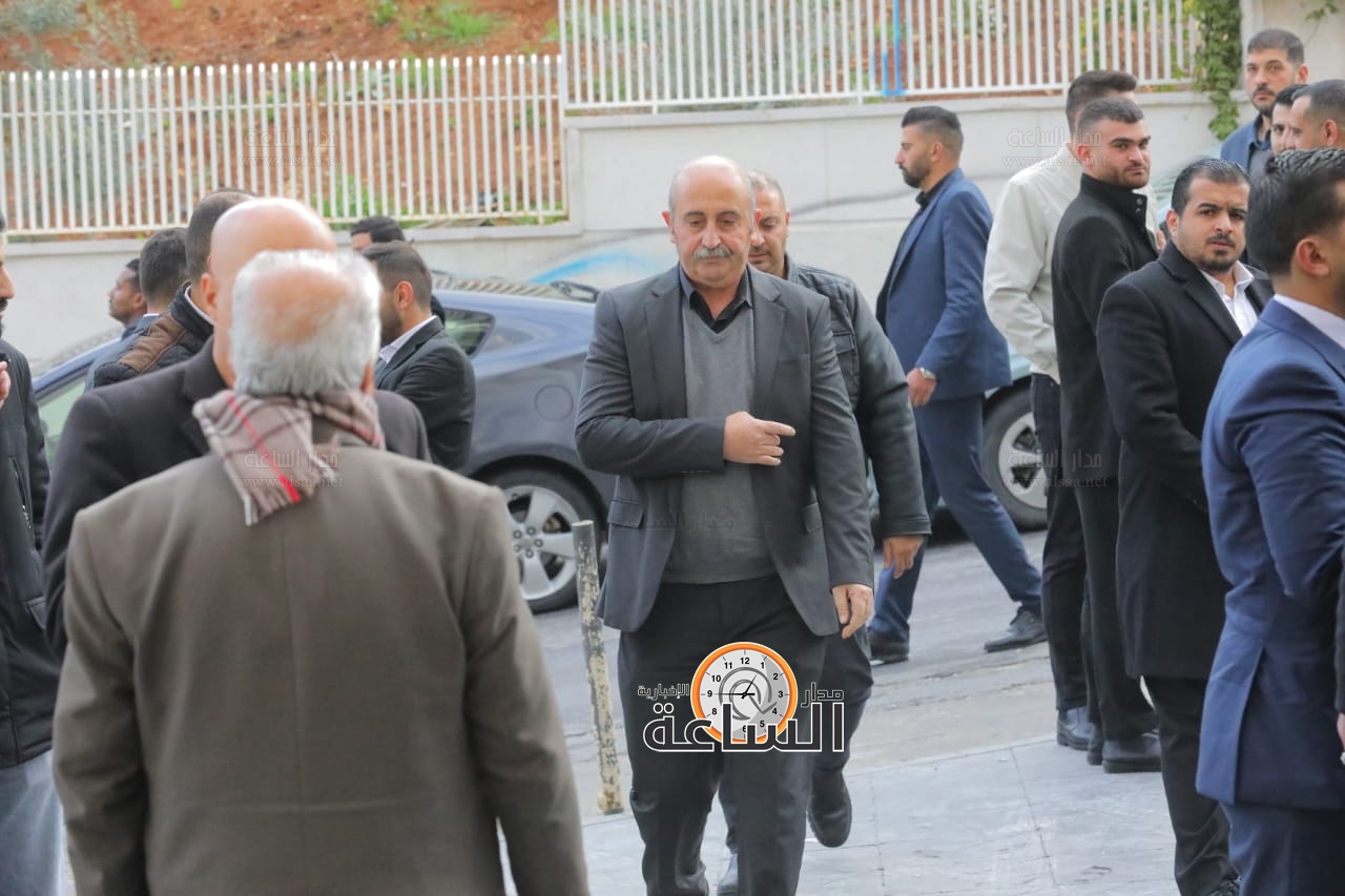 Madar Al-Saa Images 0.6252342126366868