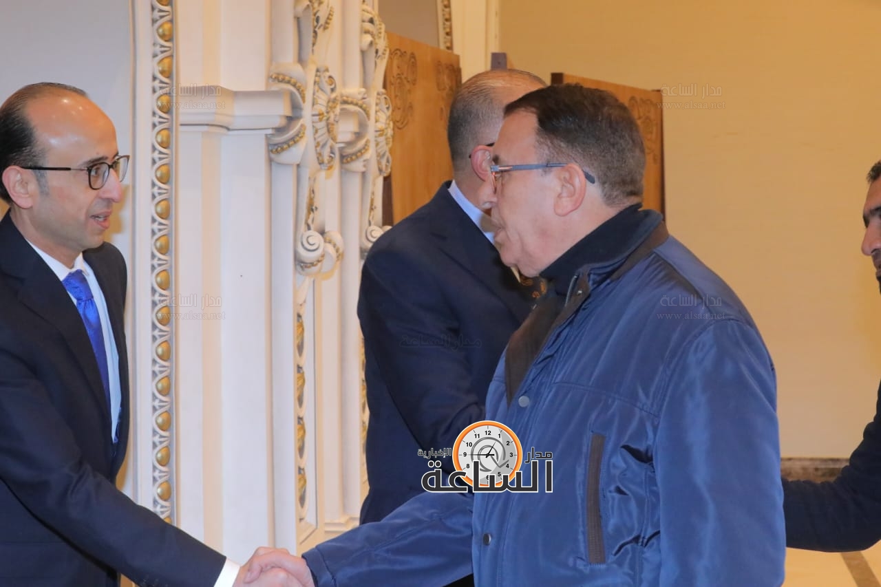 Madar Al-Saa Images 0.0056323677201444156