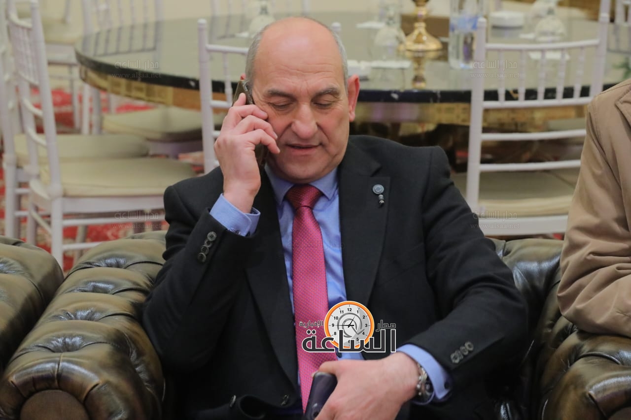 Madar Al-Saa Images 0.7110318674254525