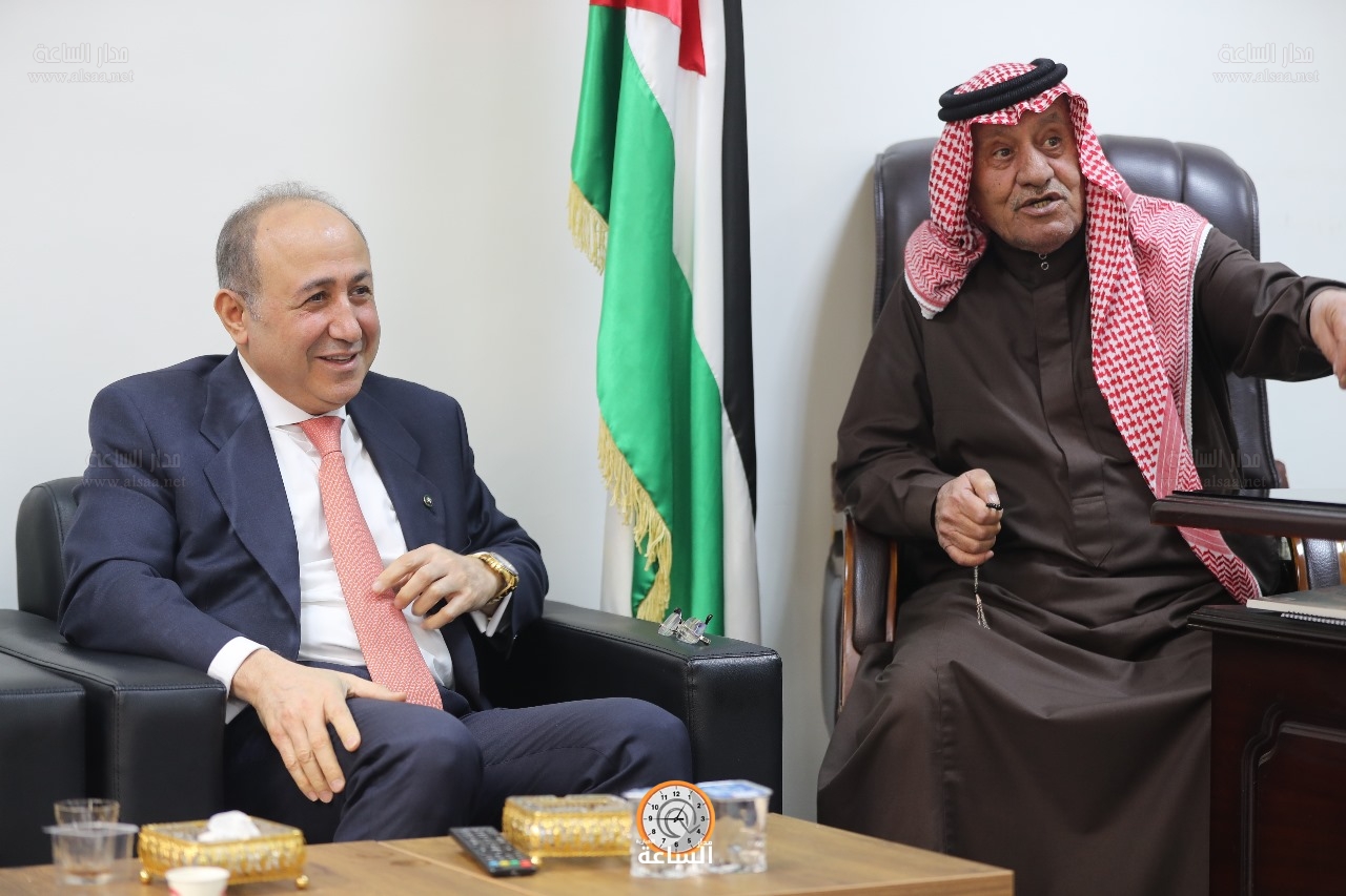 Madar Al-Saa Images 0.9667638556159526