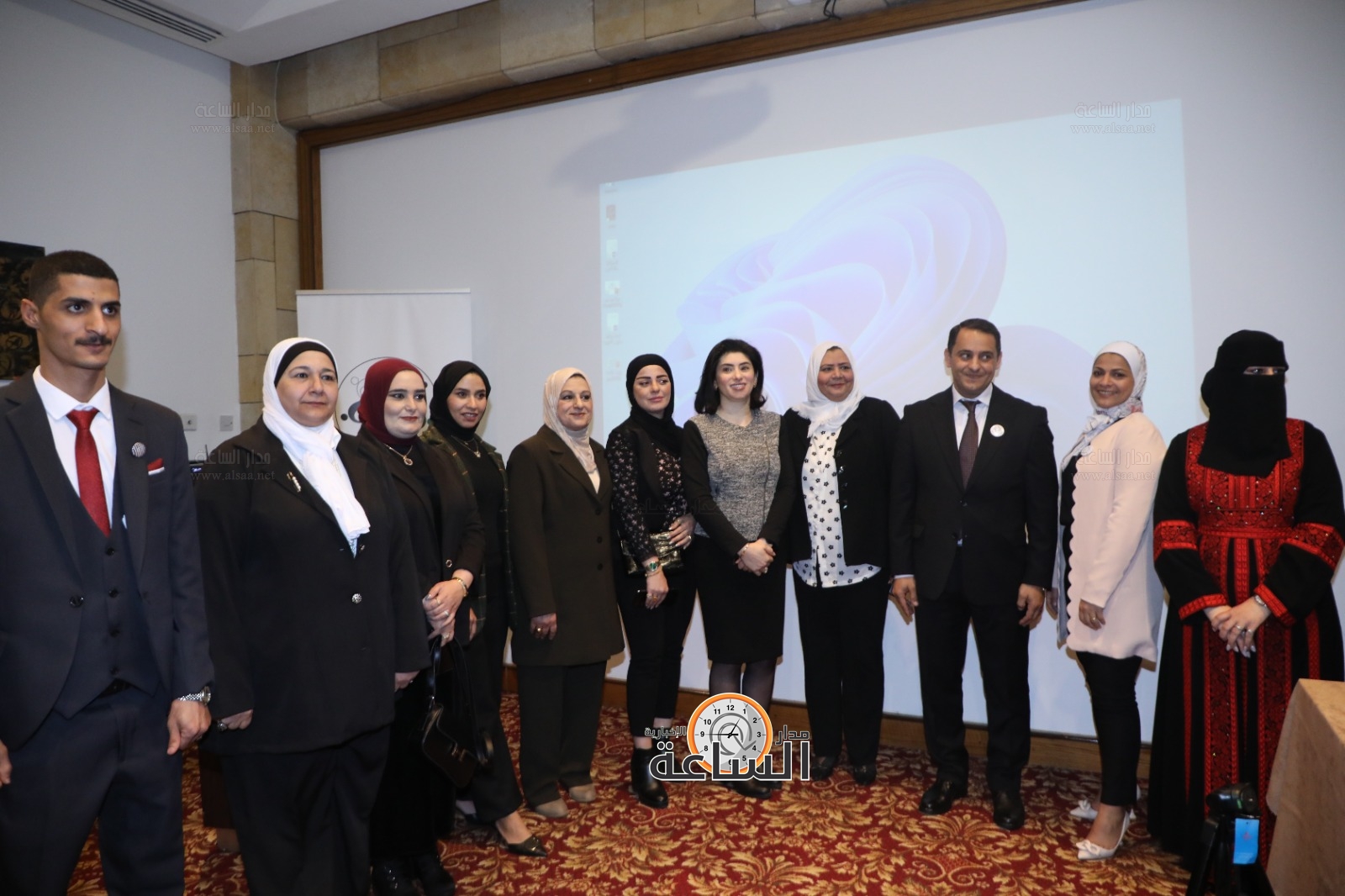 Madar Al-Saa Images 0.4103509876721403