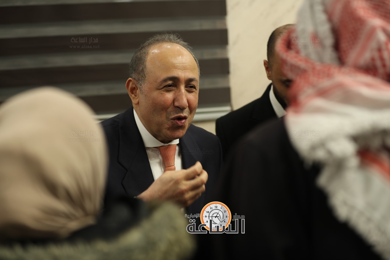 Madar Al-Saa Images 0.837560327166732