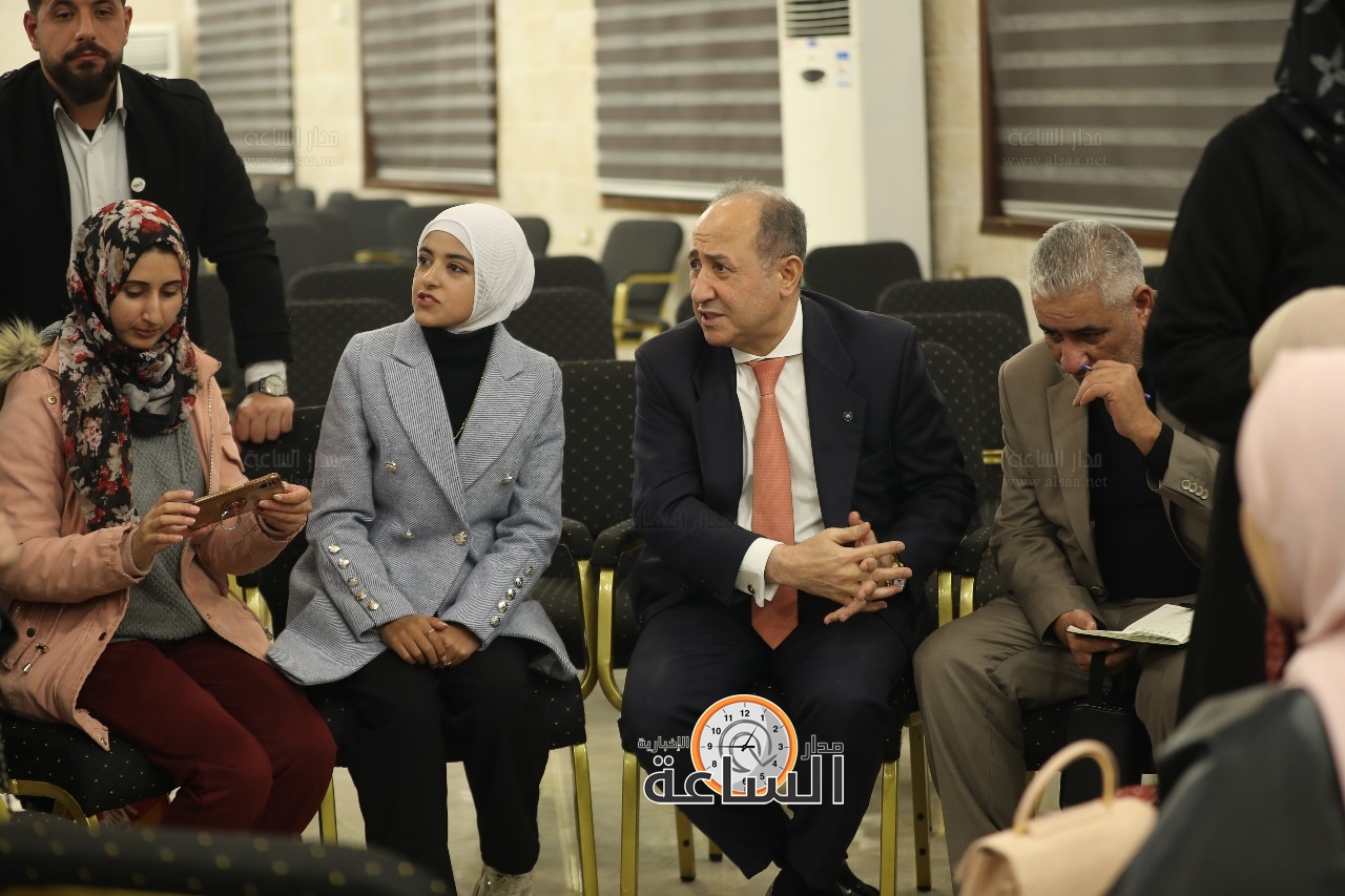 Madar Al-Saa Images 0.9689106714121261