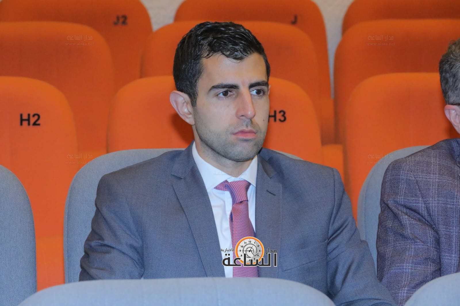 Madar Al-Saa Images 0.9551007606333344