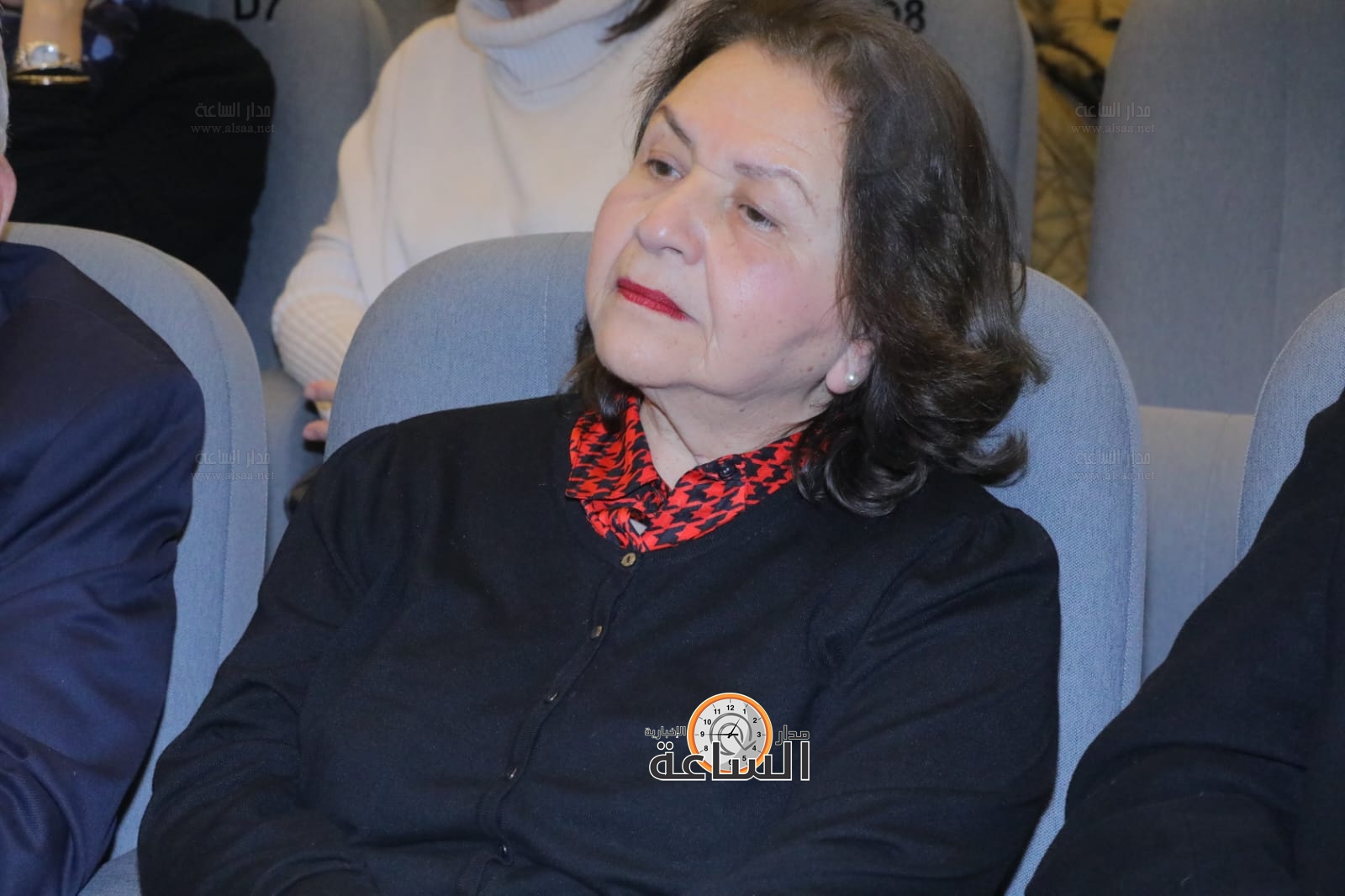 Madar Al-Saa Images 0.1985774072576485