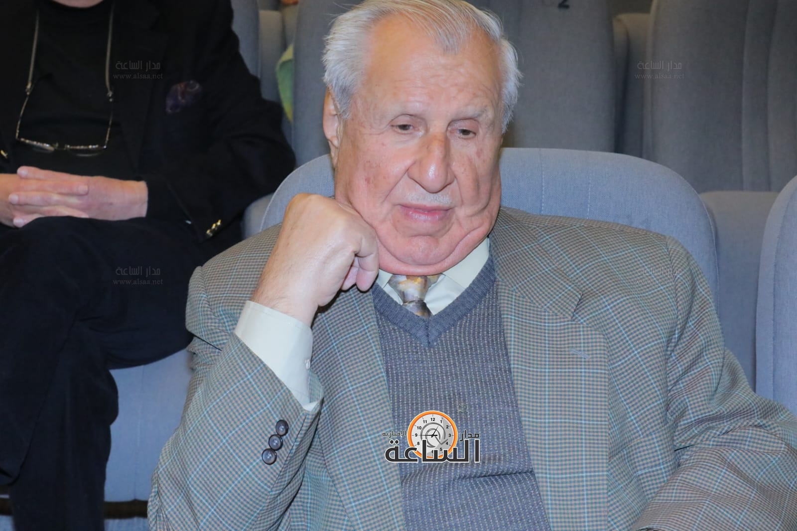 Madar Al-Saa Images 0.638760535662473