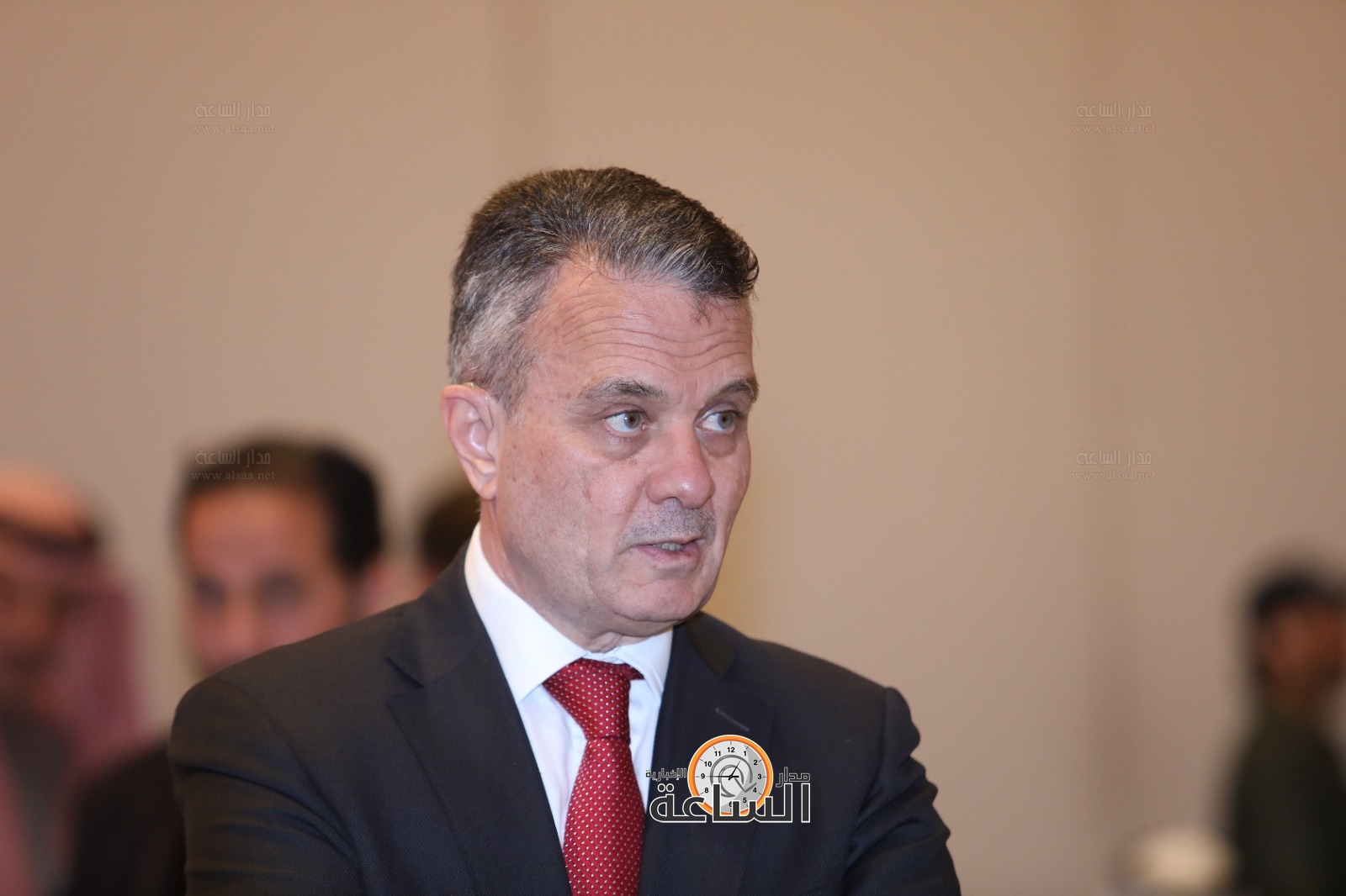 Madar Al-Saa Images 0.5144700865679772