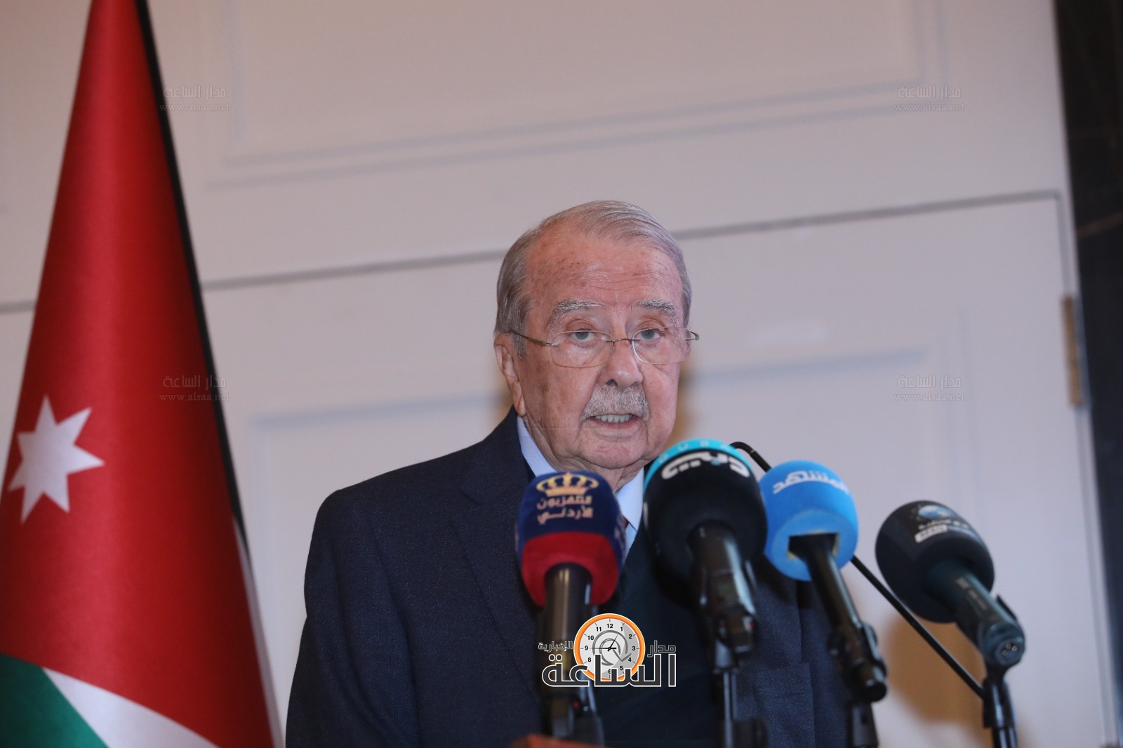 Madar Al-Saa Images 0.11801452050299743