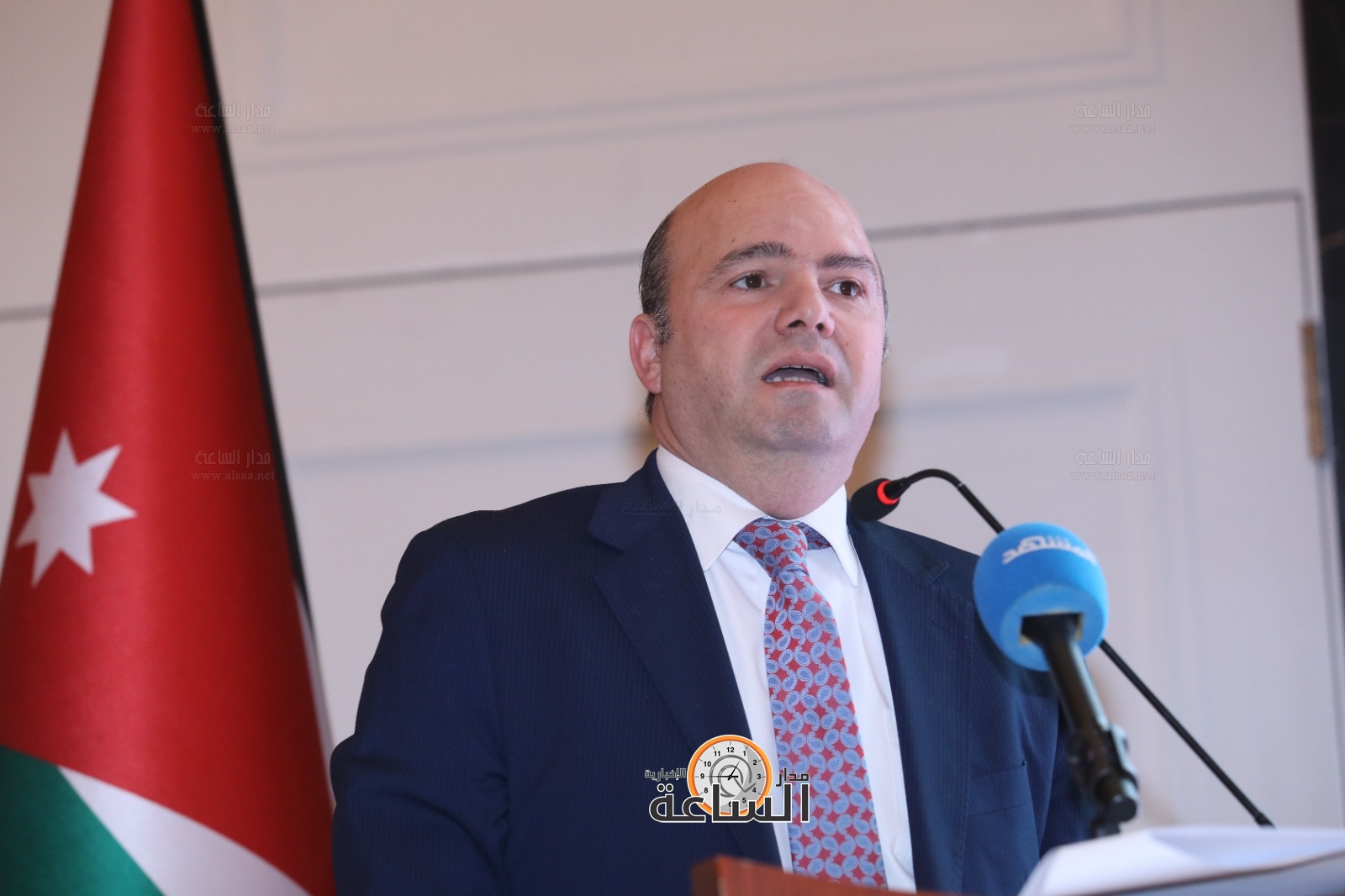 Madar Al-Saa Images 0.21381712186293256