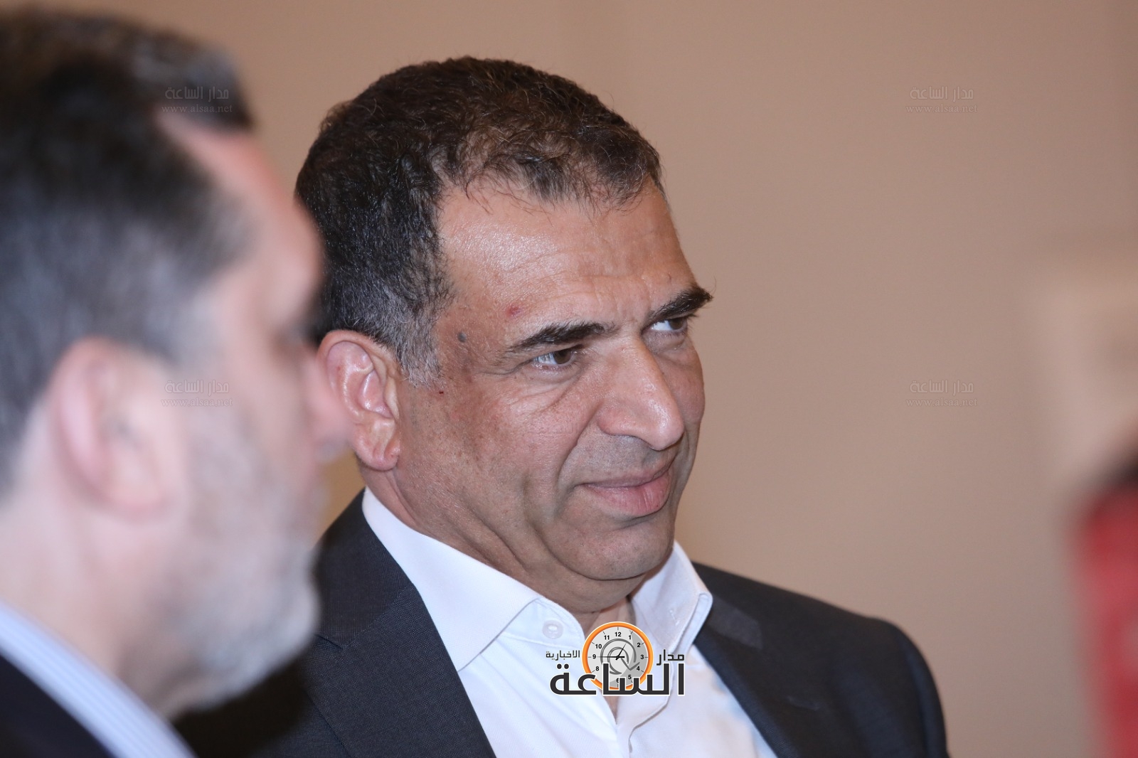 Madar Al-Saa Images 0.8158448783613086