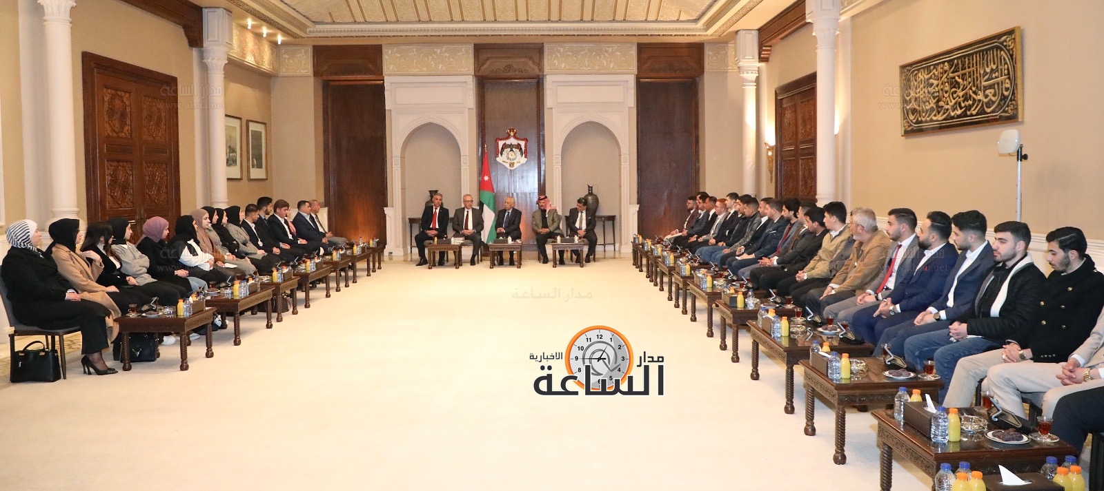 Madar Al-Saa Images 0.9606923678488621