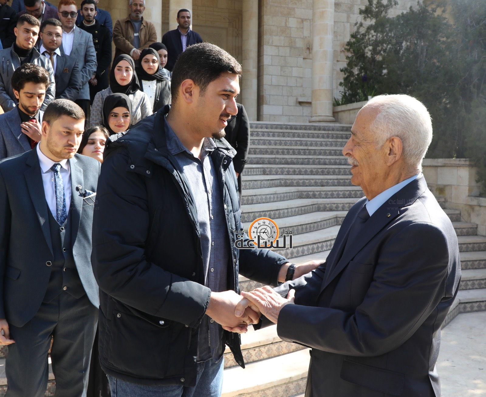 Madar Al-Saa Images 0.7817688038480572