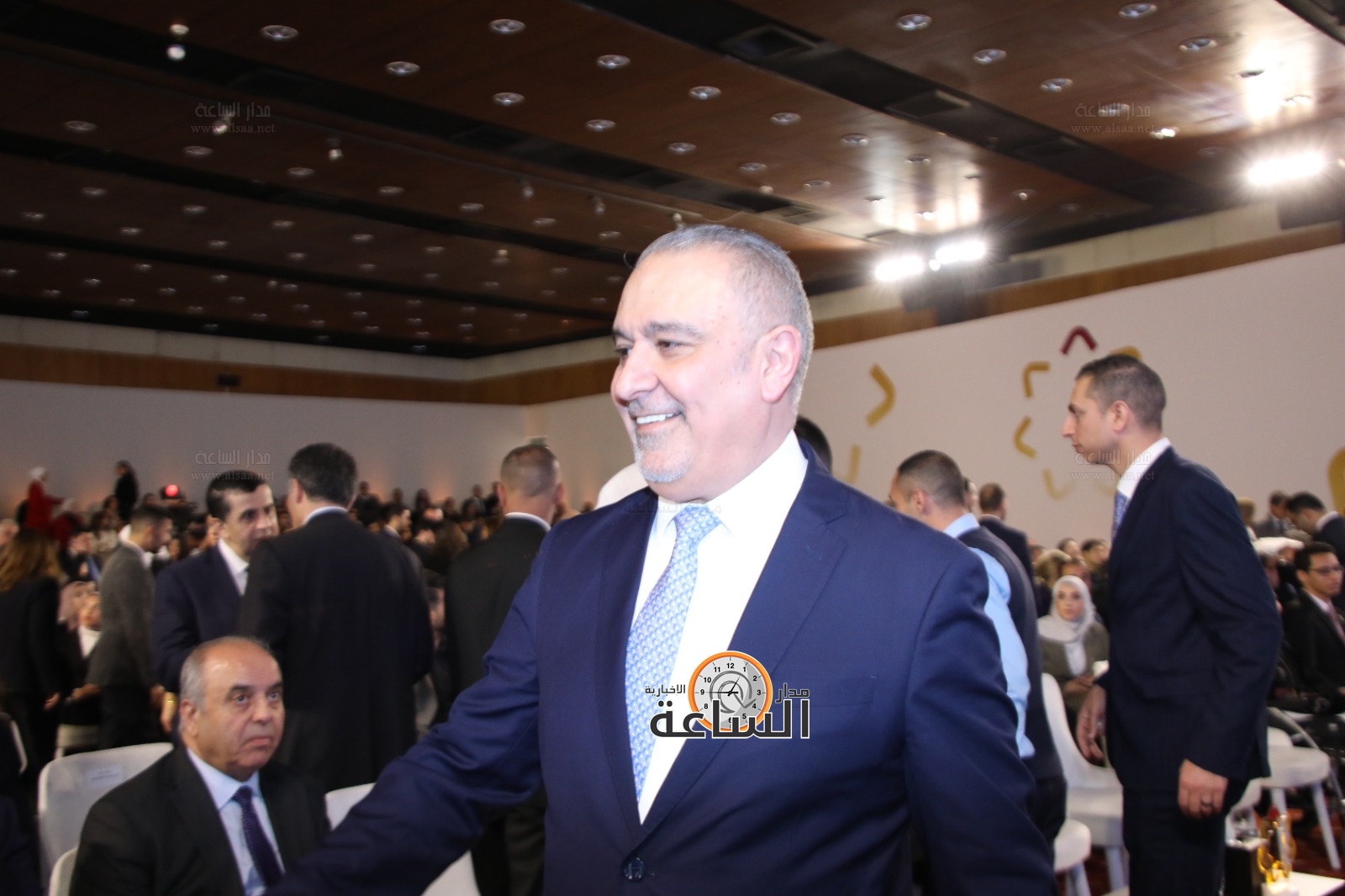 Madar Al-Saa Images 0.4756972595033977