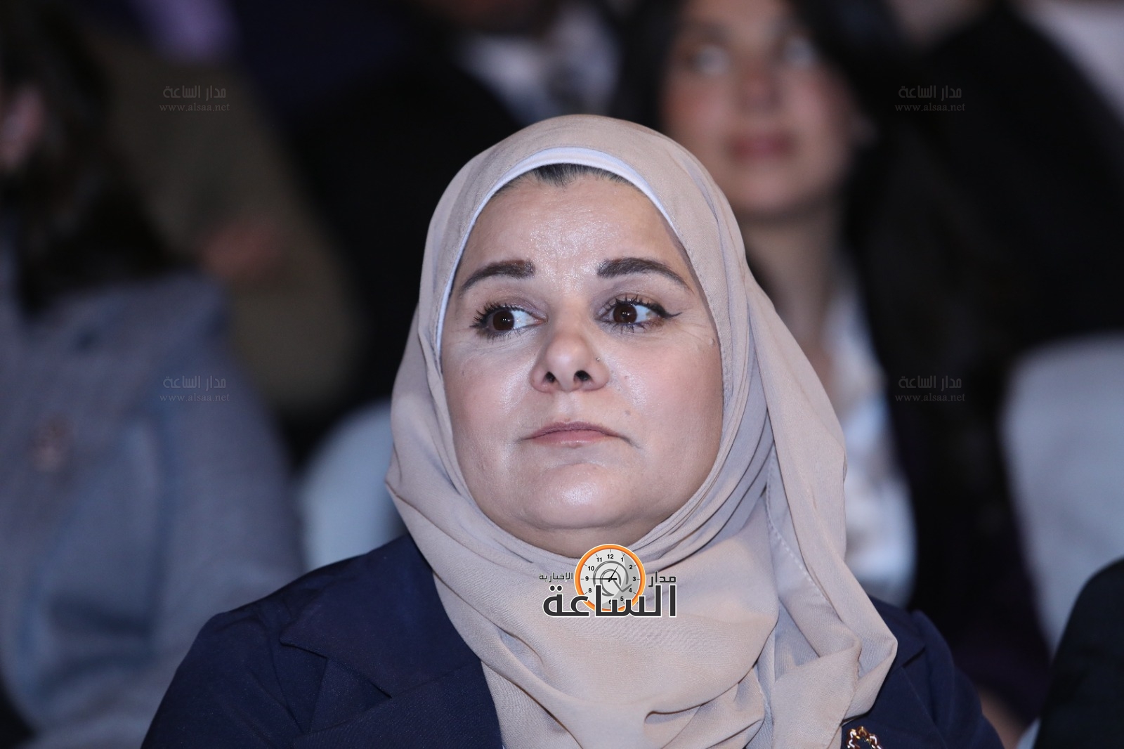 Madar Al-Saa Images 0.47811509018132514