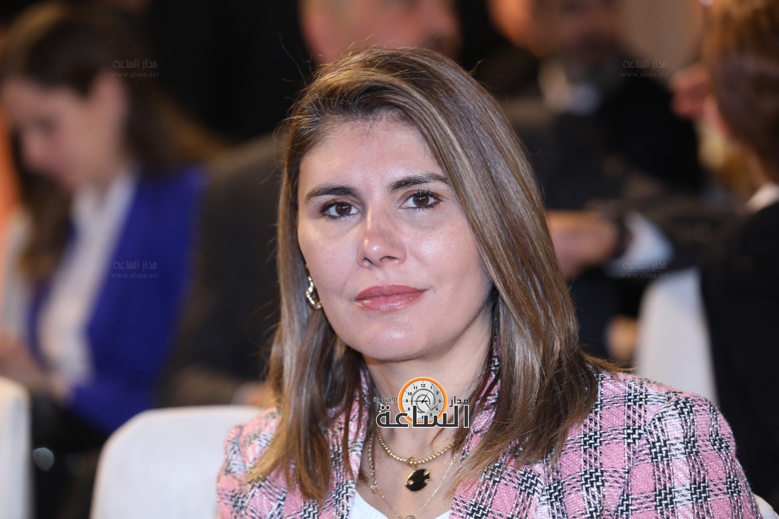 Madar Al-Saa Images 0.470249829393667